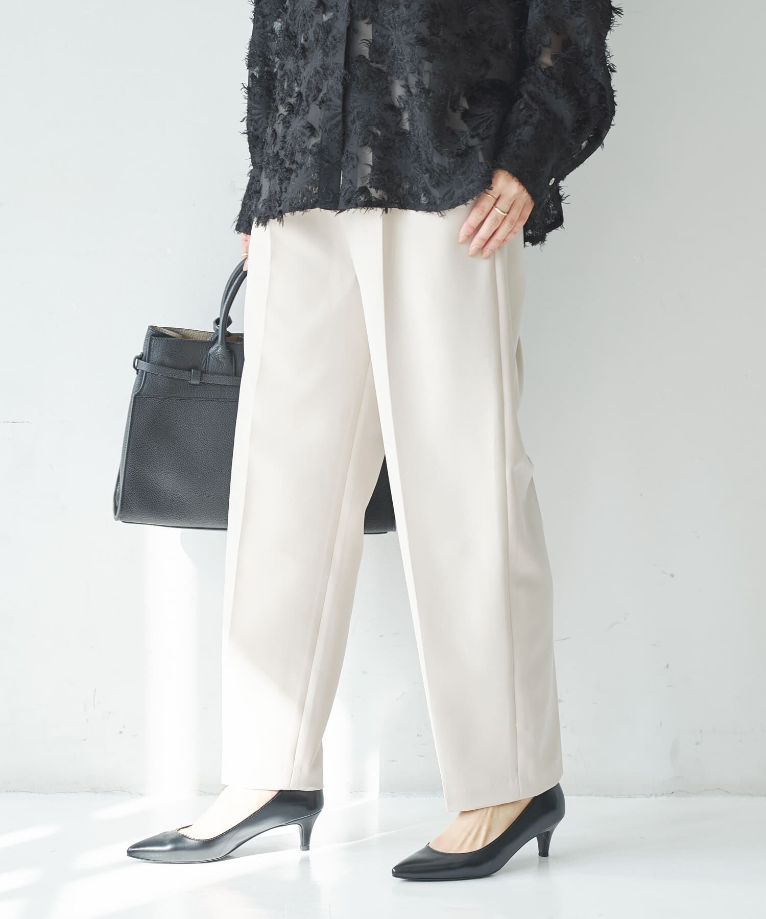 URBAN RESEARCH「『3サイズ展開』タックテーパードパンツ」|その他|