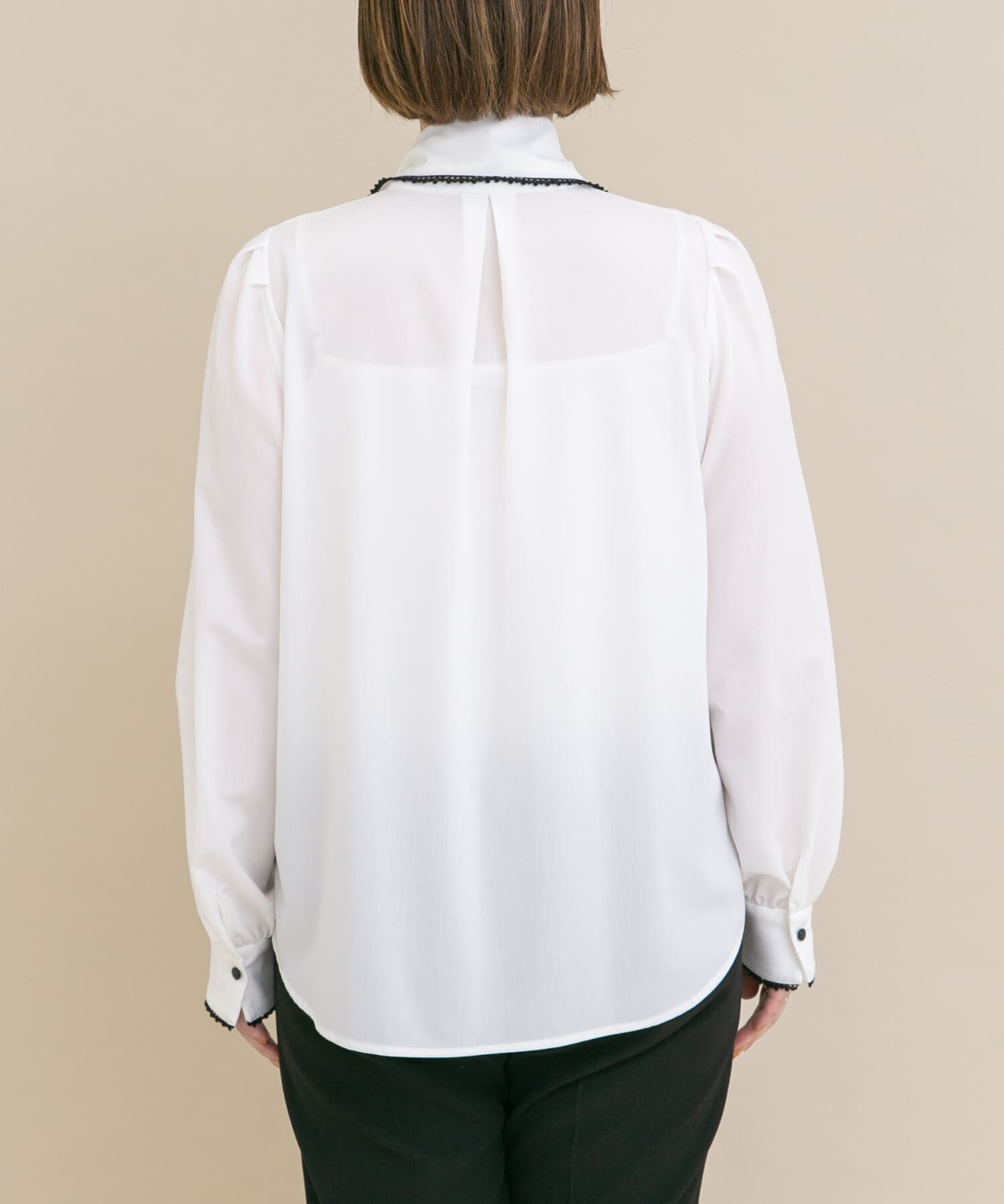 URBAN RESEARCH ROSSO「『WEB/一部店舗限定』トリミングボウタイブラウス」|シャツ・ブラウス|