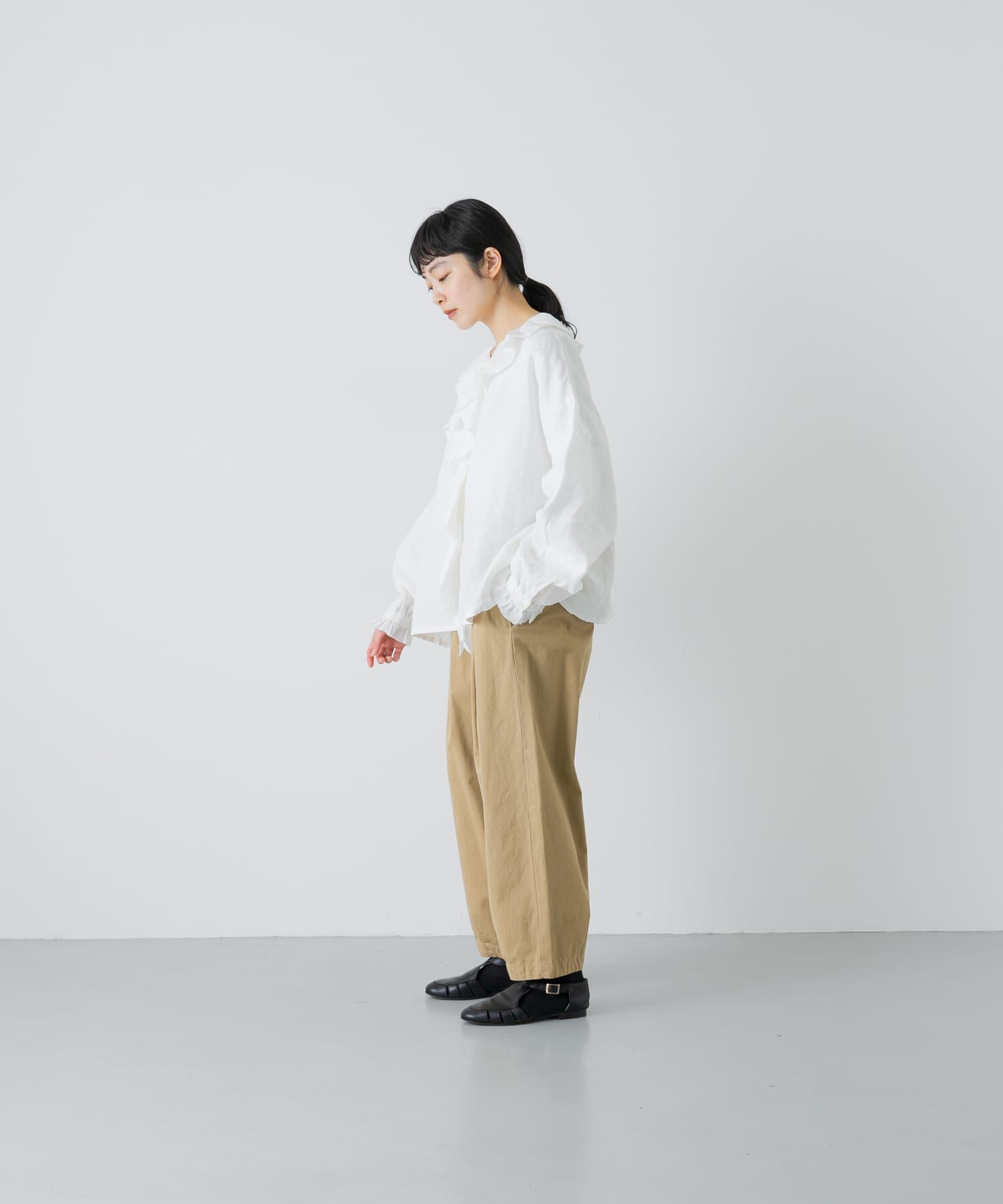 かぐれ「リネンフリルカラーシャツ」|シャツ・ブラウス|