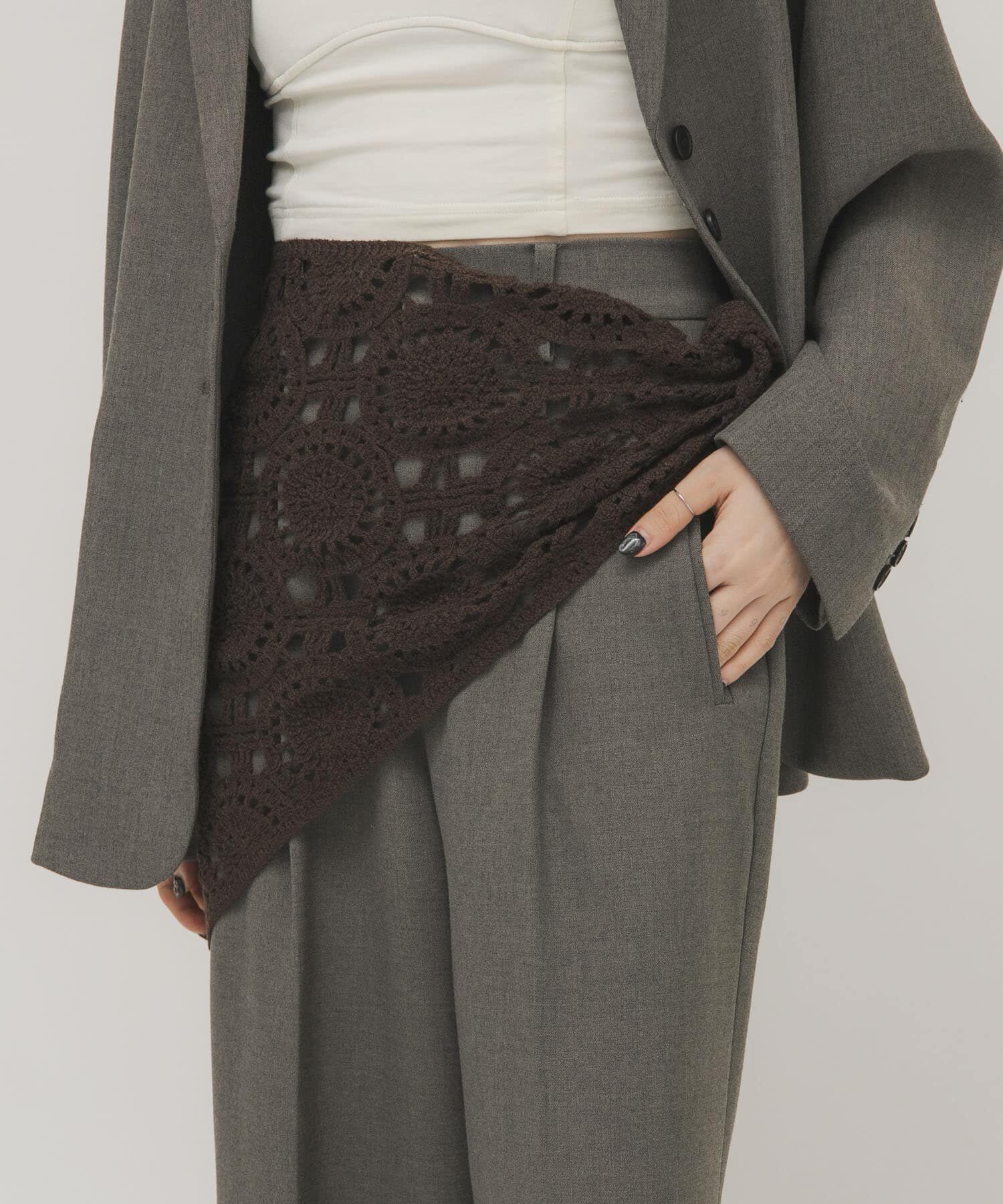  「トライアングルクロシェスカーフ」|バンダナ・スカーフ|ダークブラウン