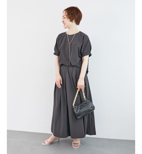  「《接触冷感》ナイロンストレッチスリーブタックブラウス」|シャツ・ブラウス|