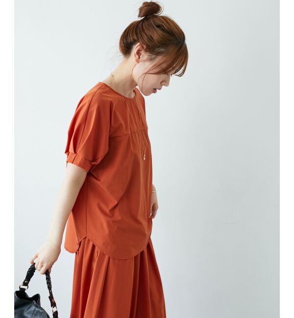  「《接触冷感》ナイロンストレッチスリーブタックブラウス」|シャツ・ブラウス|