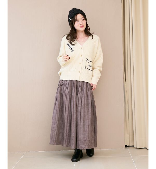  「メッセージ刺繍Vカーディガン」|カーディガン|