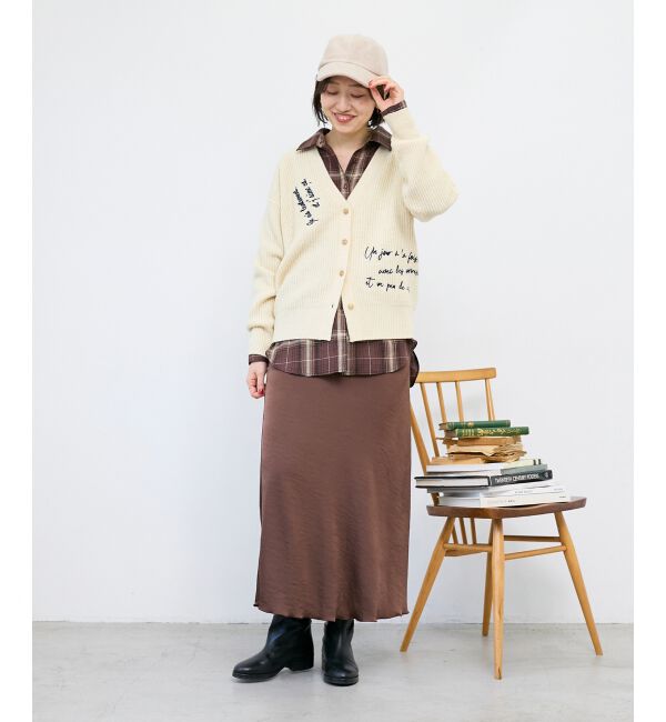  「メッセージ刺繍Vカーディガン」|カーディガン|