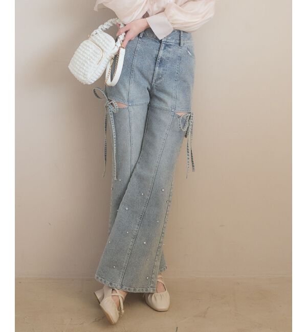  「スリットビジューフレアデニムパンツ」|デニム|