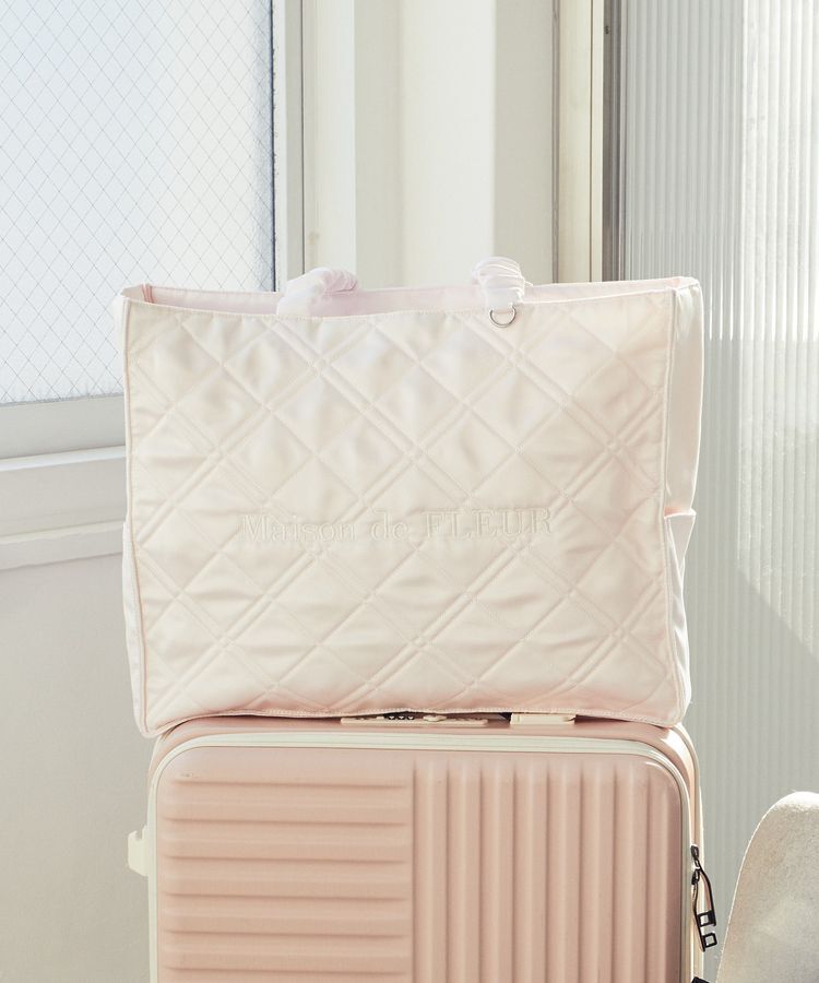 Maison de FLEUR「ギャザーハンドルキルティングキャリーオンバッグ」|トートバッグ|ライトピンク