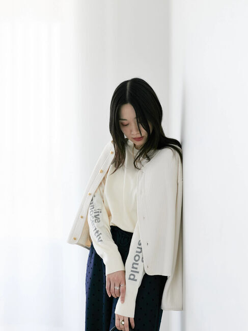 Samansa Mos2 blue「◎袖ロゴニットプルオーバー」|ニット・セーター|