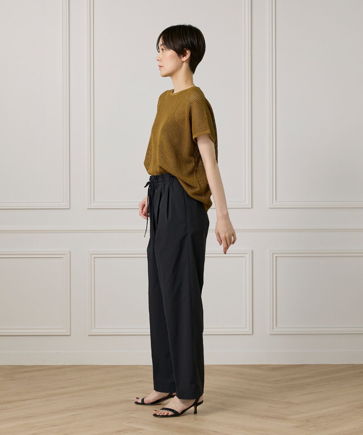 DAY by DAY it&rsquo;s international「タックテーパードイージーパンツ」|スラックス|