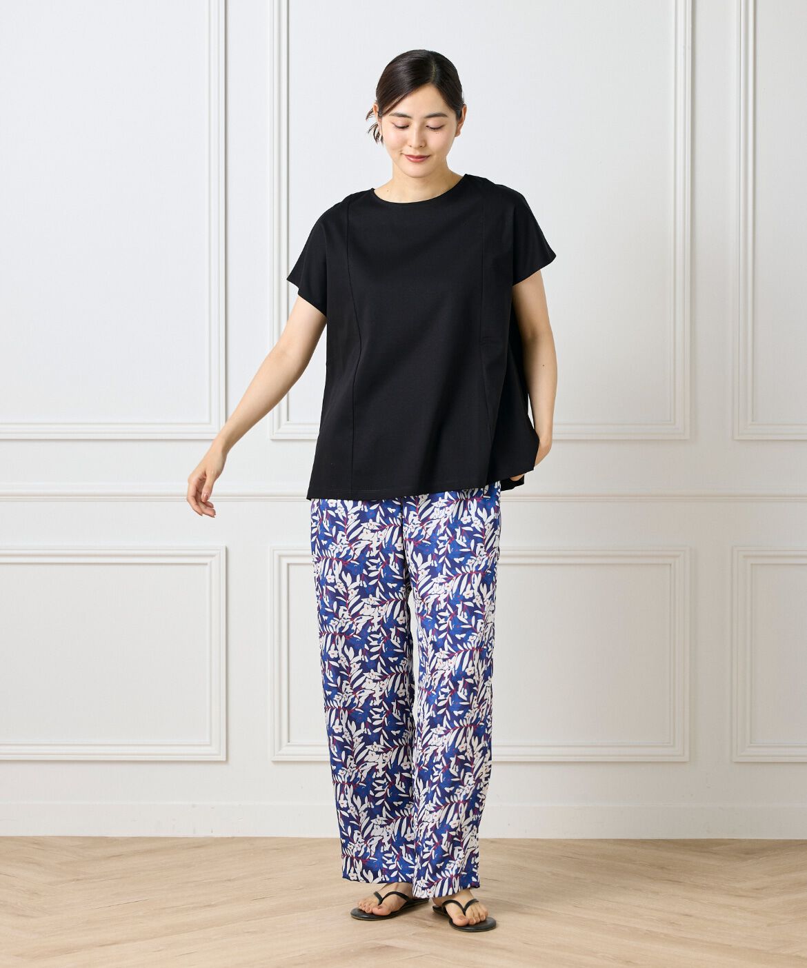 DAY by DAY it&rsquo;s international「裾フレアープルオーバー」|Tシャツ・カットソー|