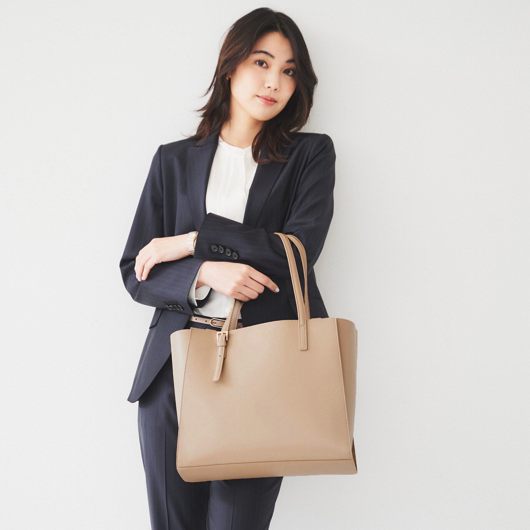 UNTITLED「【A4書類 PC収納可】エフォートレストート」|トートバッグ|