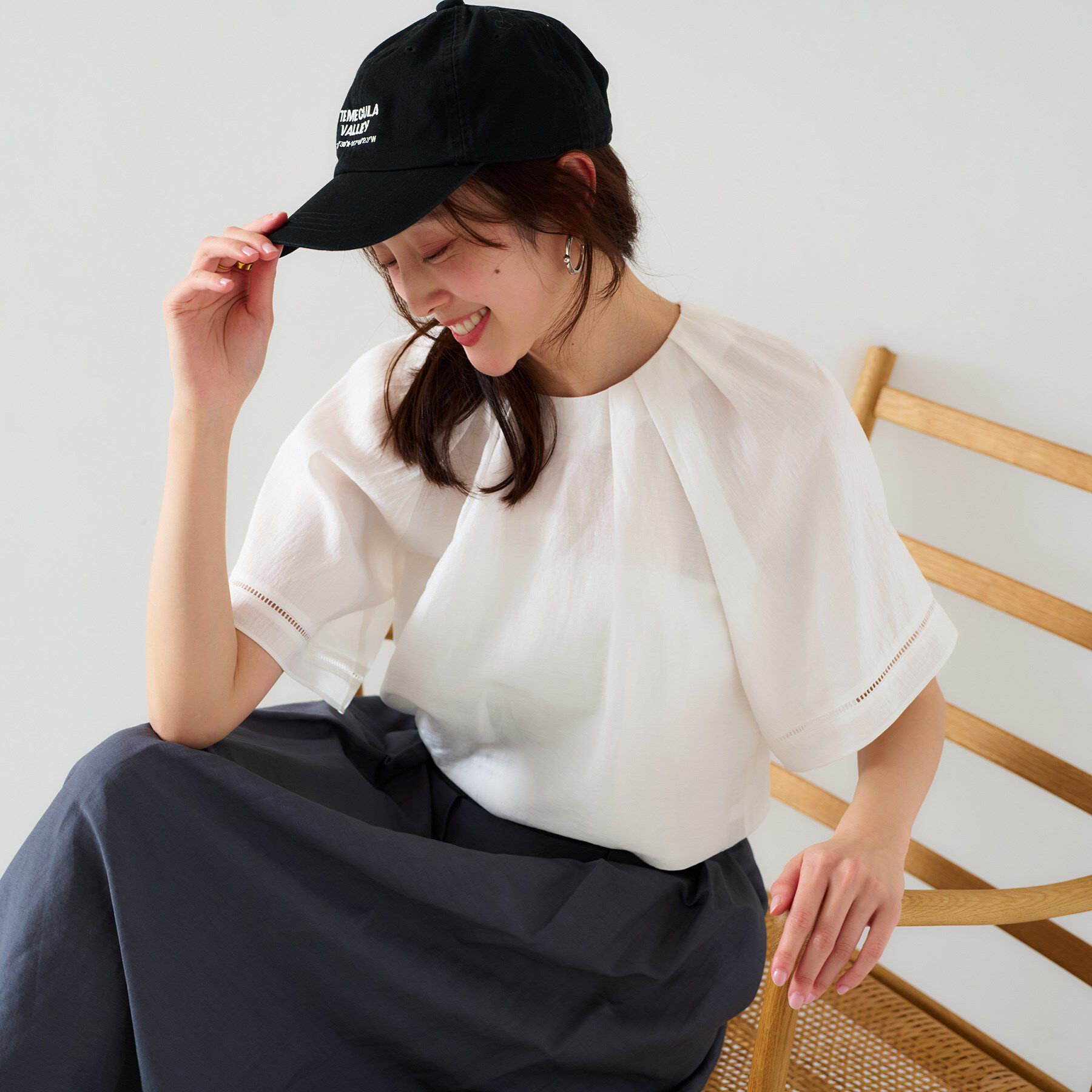 UNTITLED「【セットアップ可能】リネン混 タックブラウス」|シャツ・ブラウス|オフホワイト(003