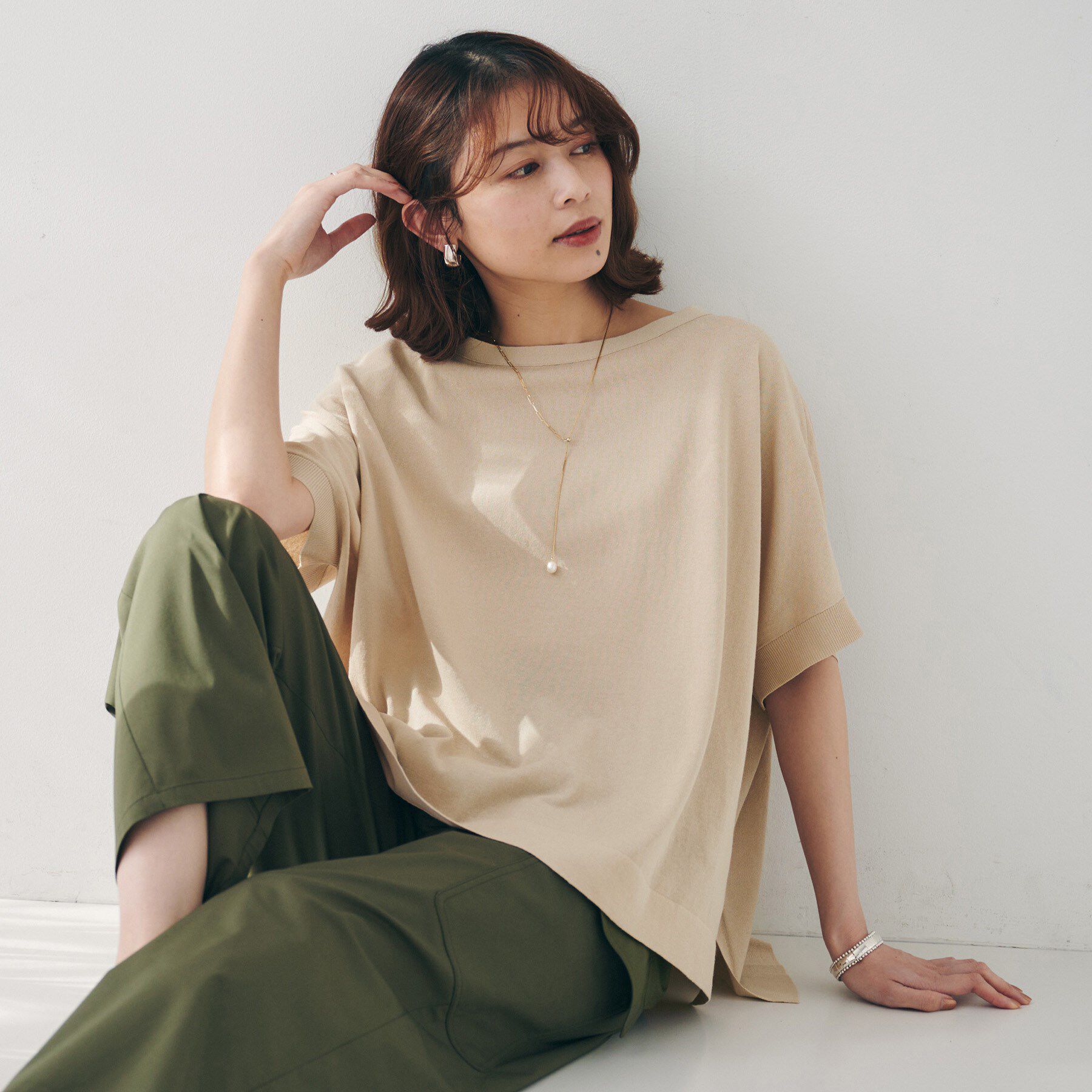 UNTITLED「【体型カバー/手洗い可】コットンリネン ワイドプルオーバーニット」|ニット・セーター|ベージュ(052)