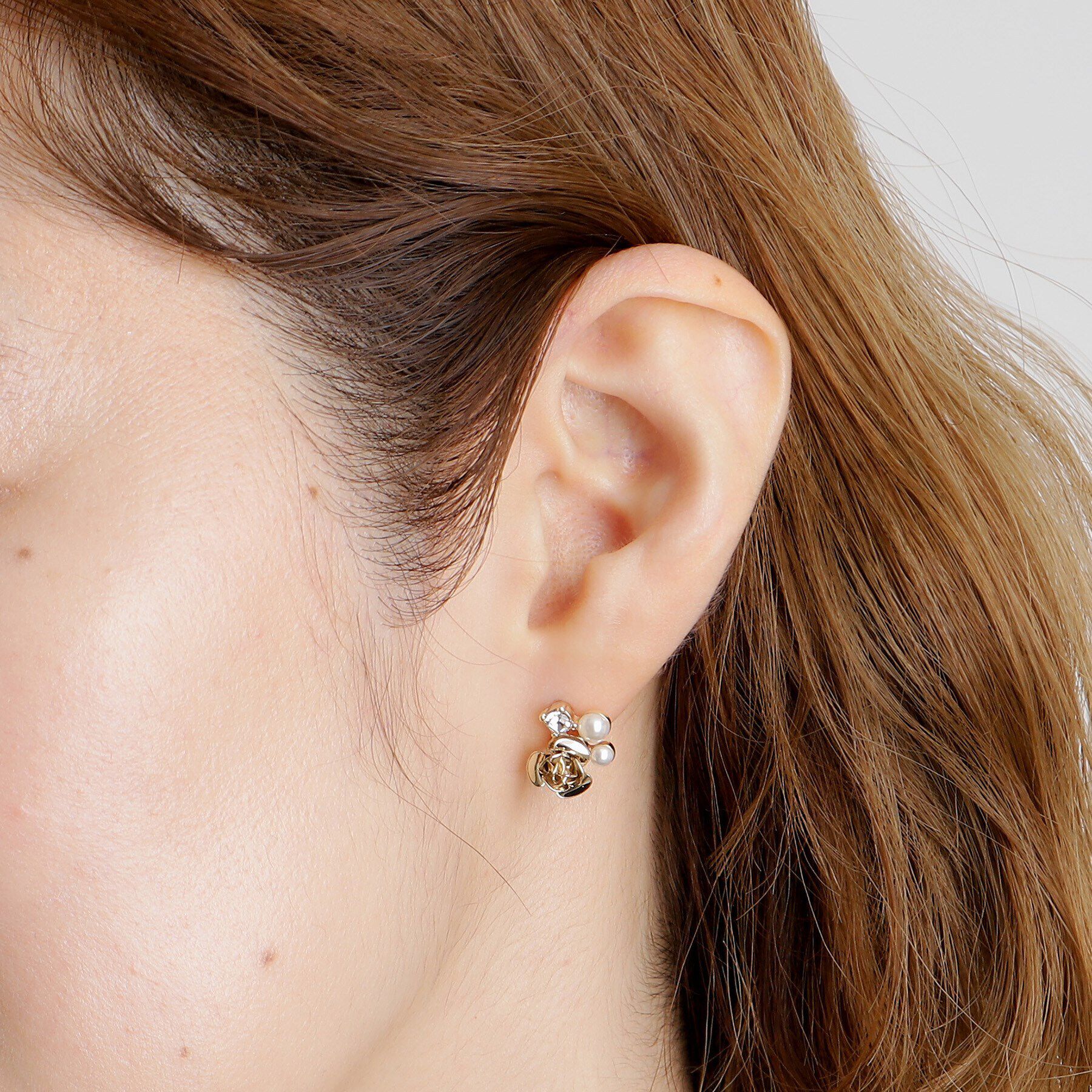 grove「フェイクパールメタルローズピアス」|ピアス|