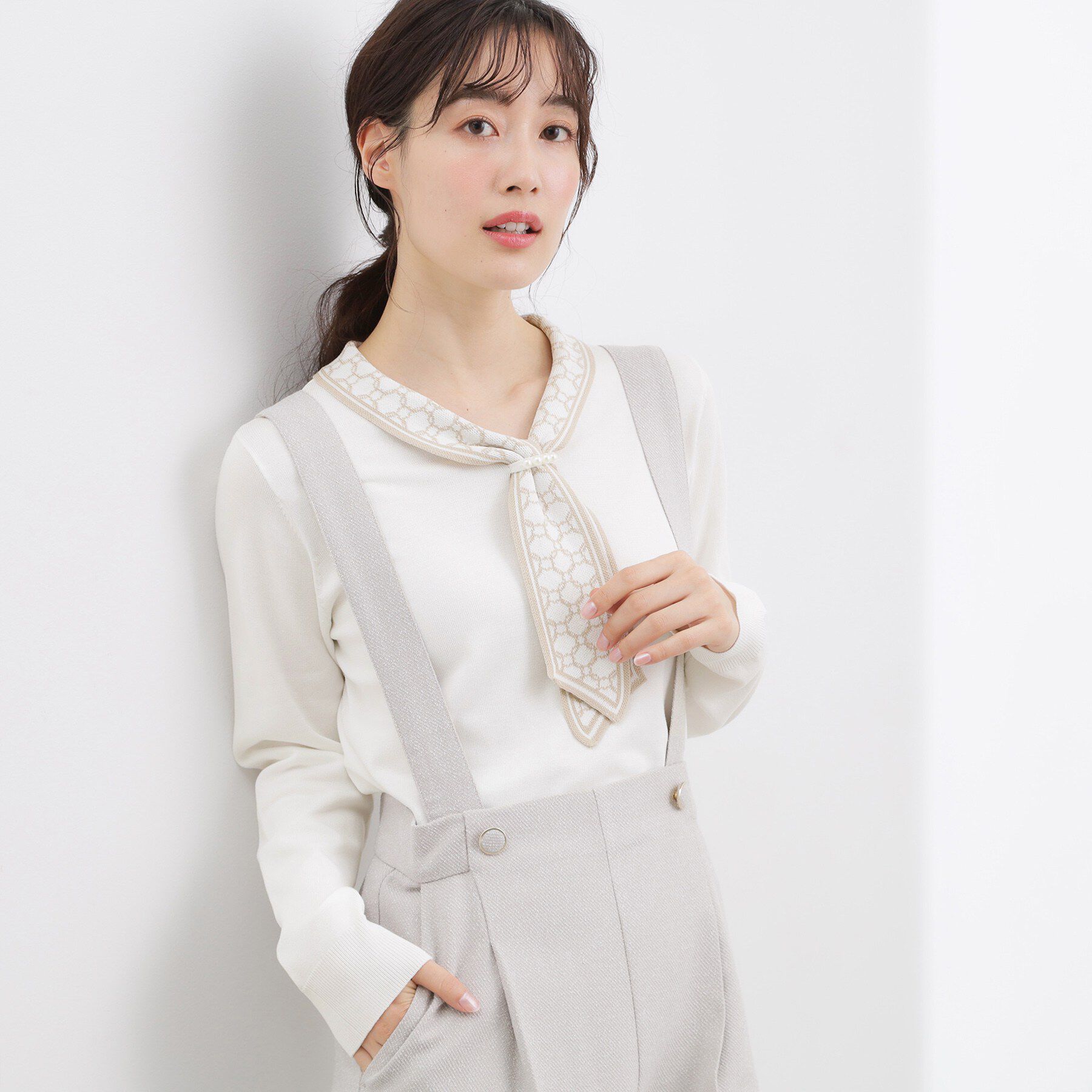 grove「ディテールで差がつく　大人のスカーフ柄ボウタイニット」|ニット・セーター|