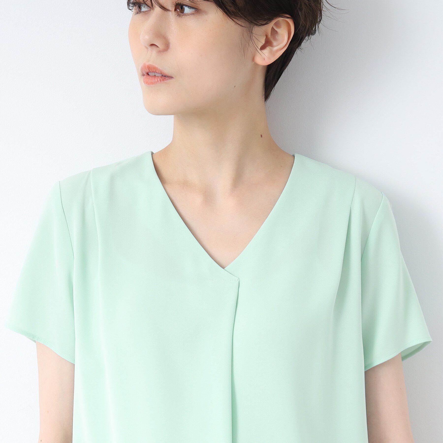 INDIVI「【洗える/通勤/UVケア/接触冷感】タックブラウス」|シャツ・ブラウス|