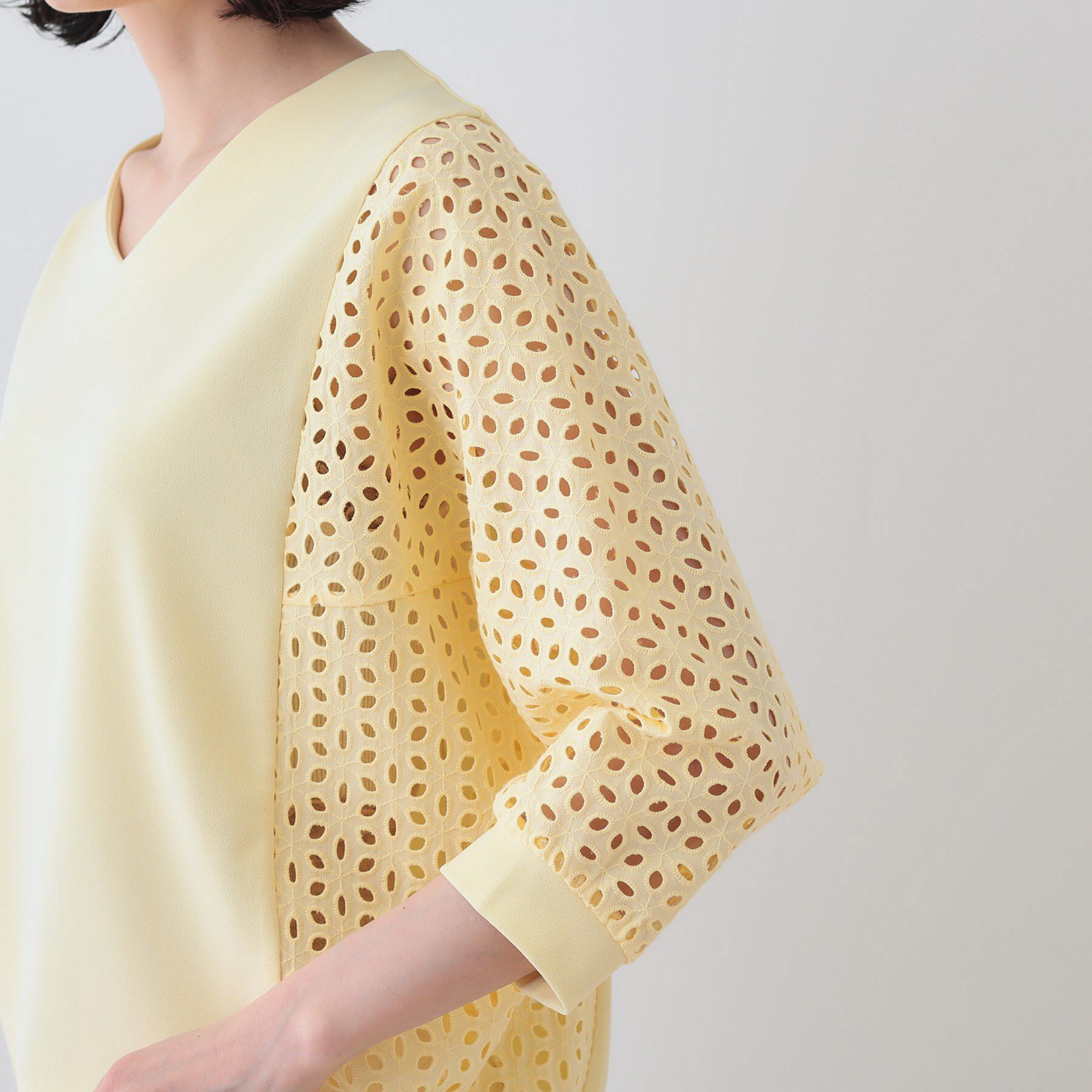 INDIVI「【洗える／体型カバー】レースコンビトップス」|Tシャツ・カットソー|