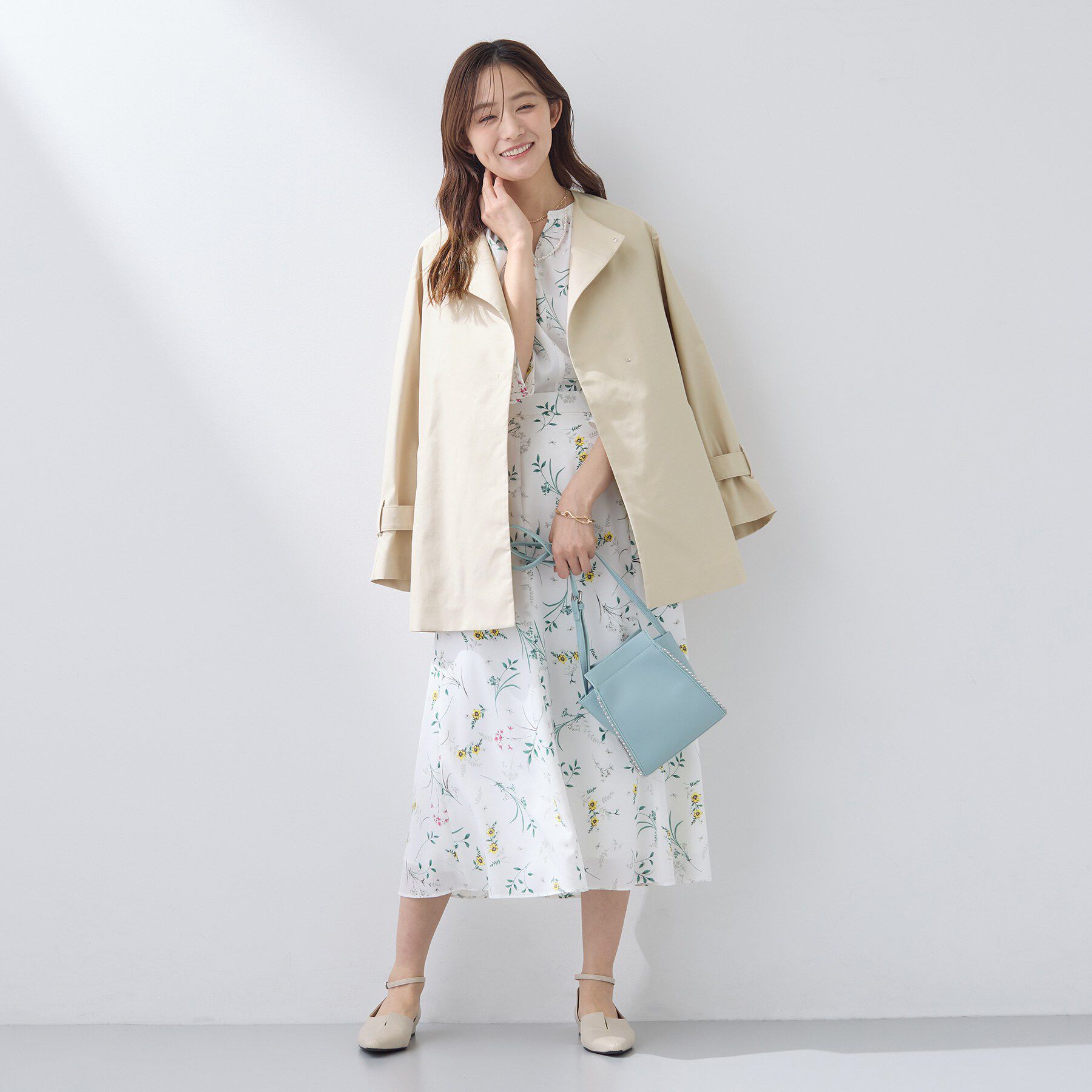 INDIVI「【撥水/軽量】ミドル丈 ミニマルトレンチコート」|トレンチコート|