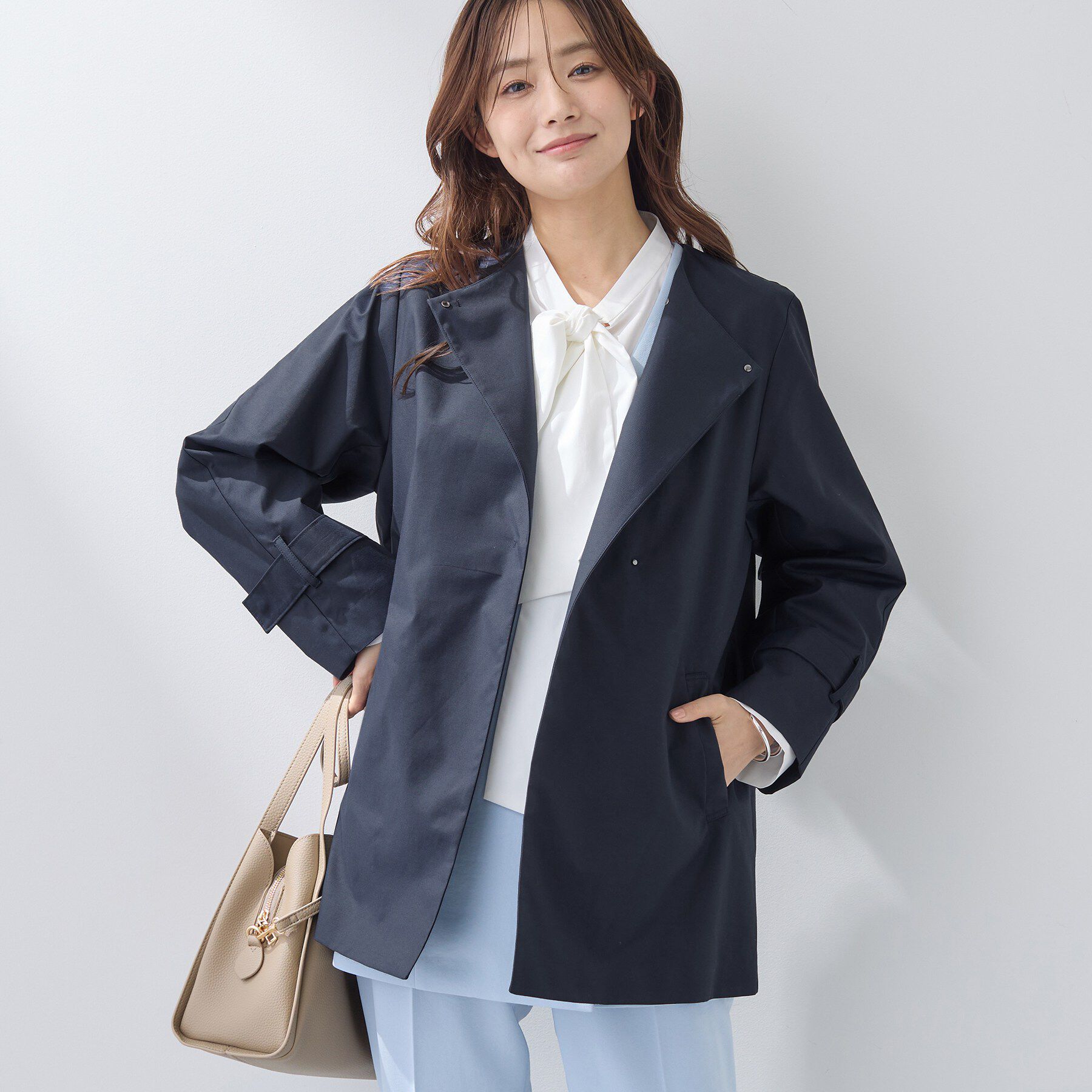 INDIVI「【撥水/軽量】ミドル丈 ミニマルトレンチコート」|トレンチコート|ネイビー(094)