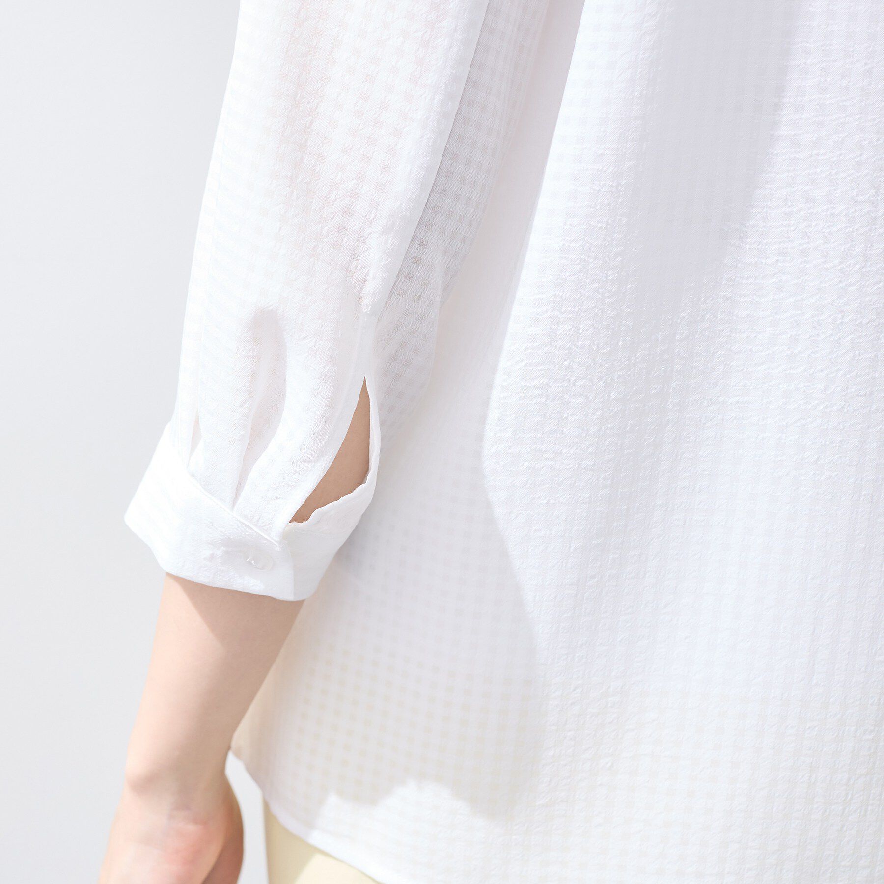 INDIVI「【洗える／大人シアー】タックプリーツ7分袖ブラウス」|シャツ・ブラウス|