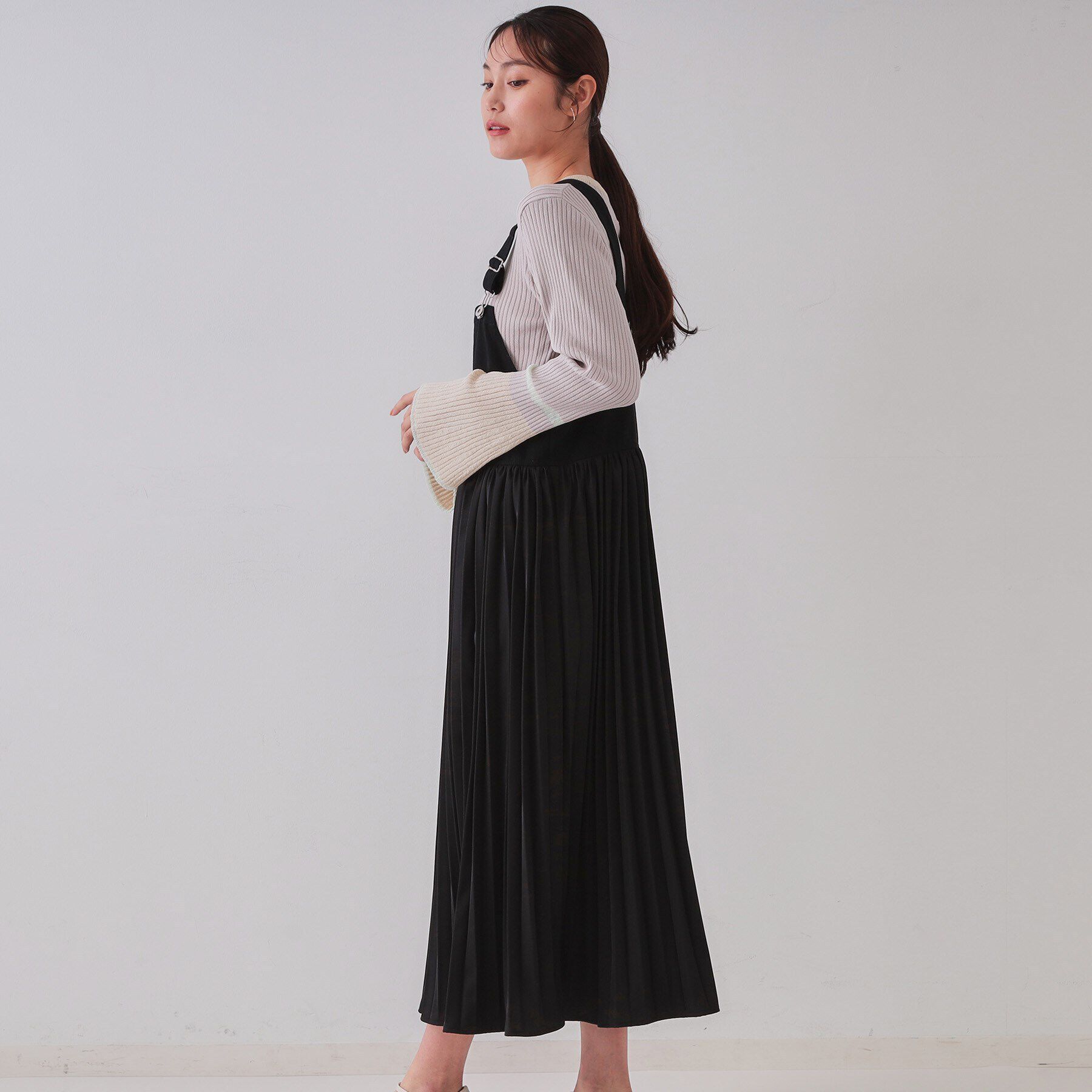 OPAQUE.CLIP「プリーツドッキングジャンパードレス【洗濯機洗い可】」|ジャンパースカート|
