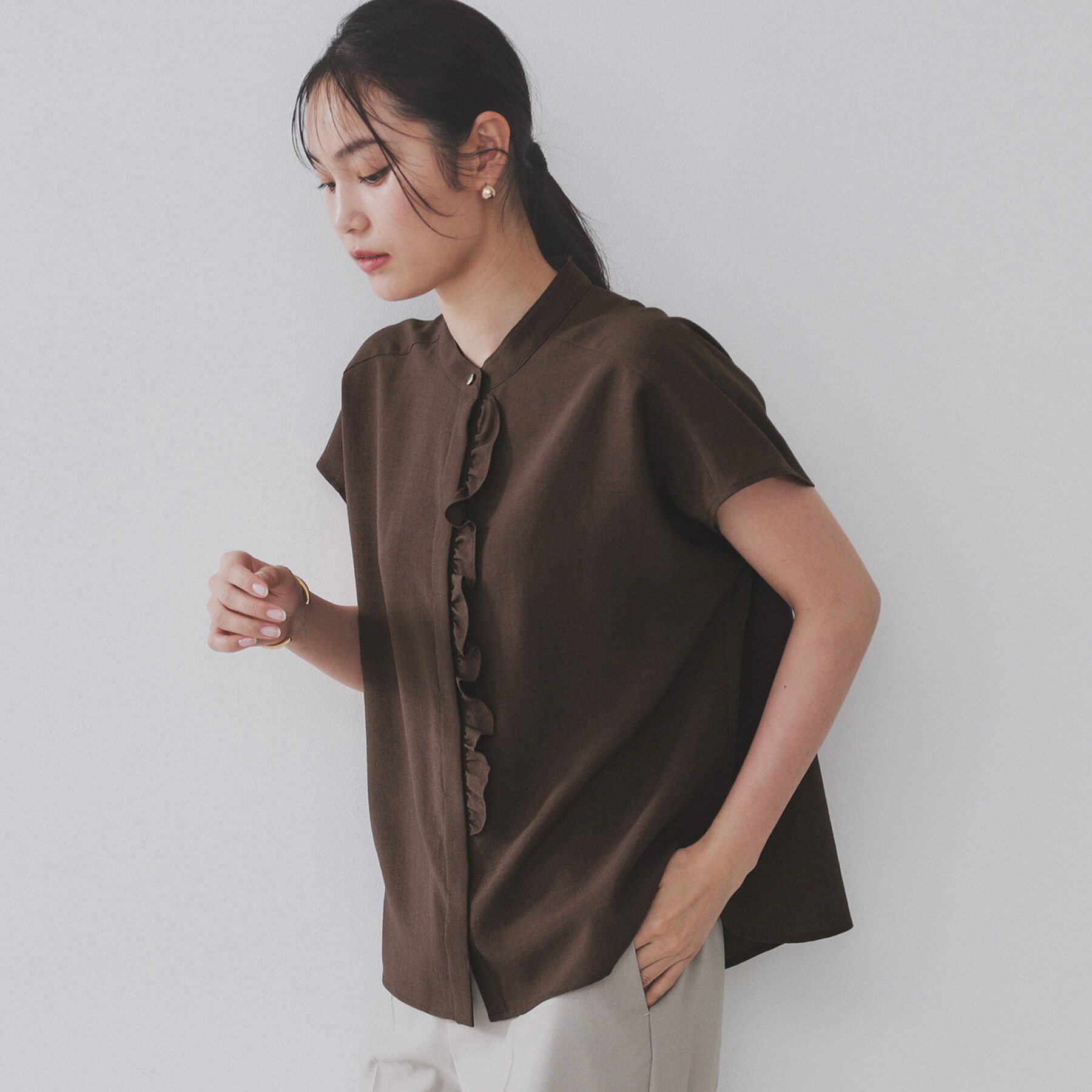 OPAQUE.CLIP「リネンライクフロントフリルブラウス【洗濯機洗い可/吸水速乾/接触冷感】」|シャツ・ブラウス|