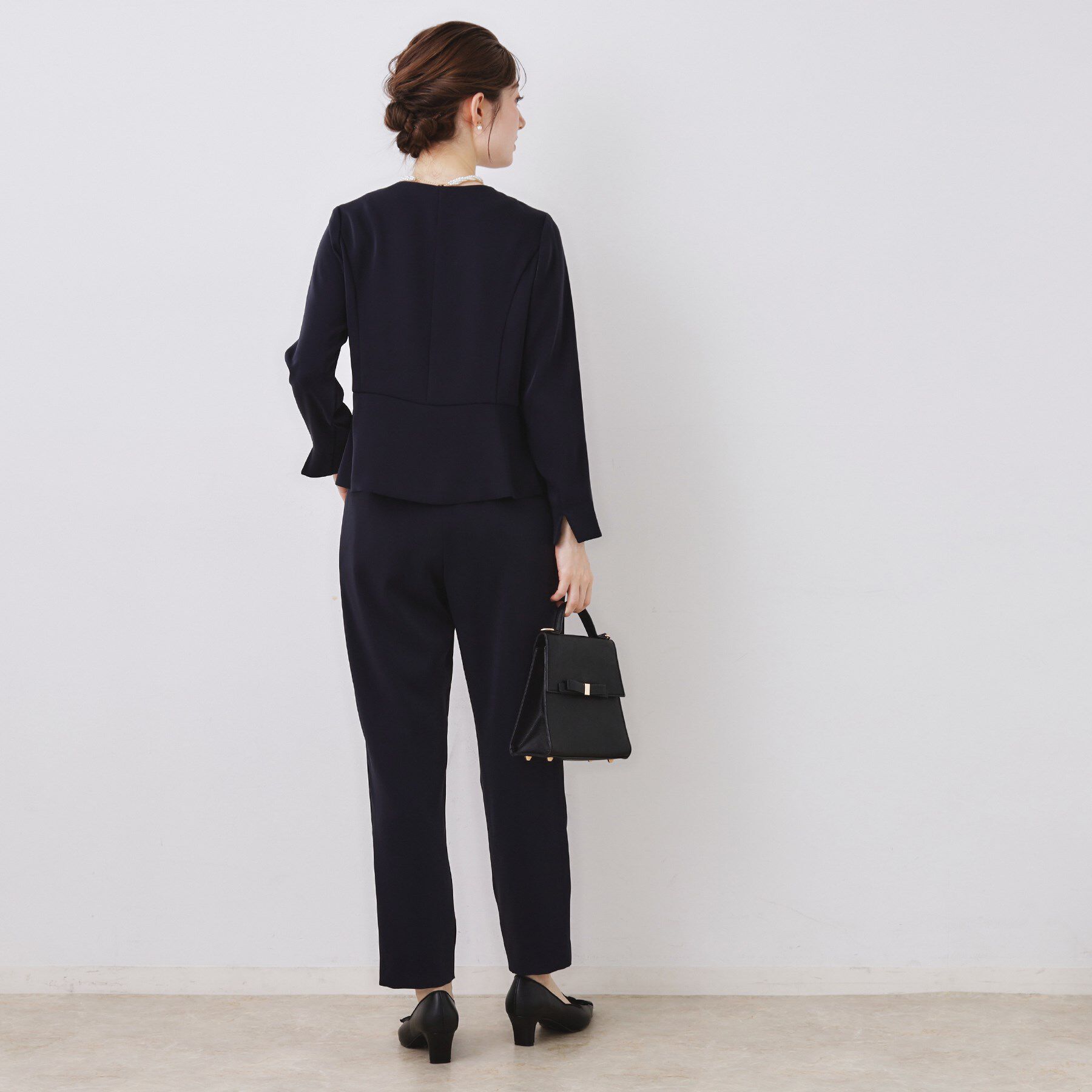 Couture broach「【ハレの日・通勤】リボンデザイン ペプラムブラウス」|シャツ・ブラウス|