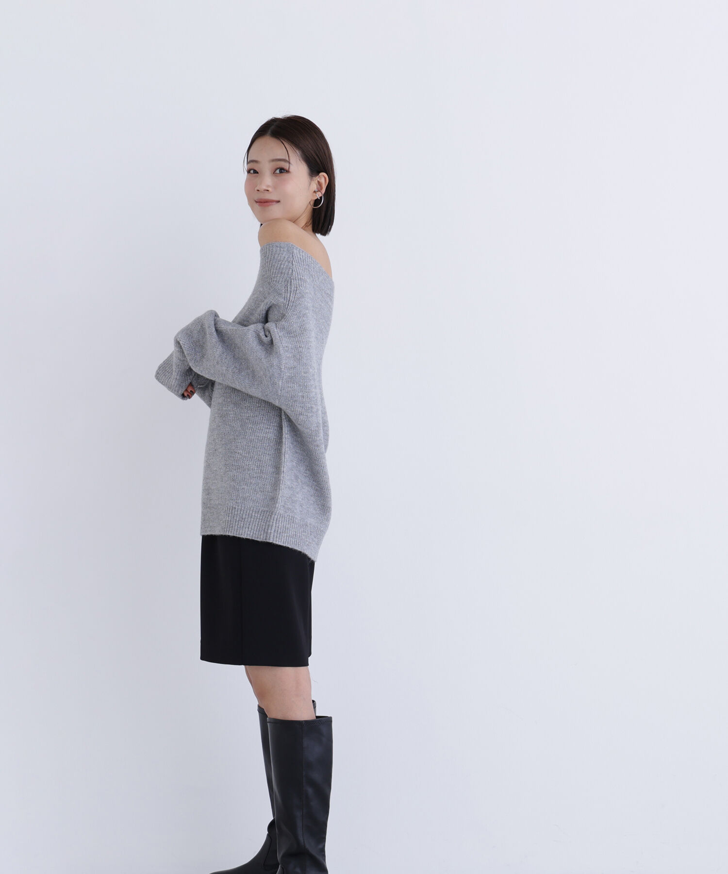  「オフショルボクシーラメニット」|ニット・セーター|