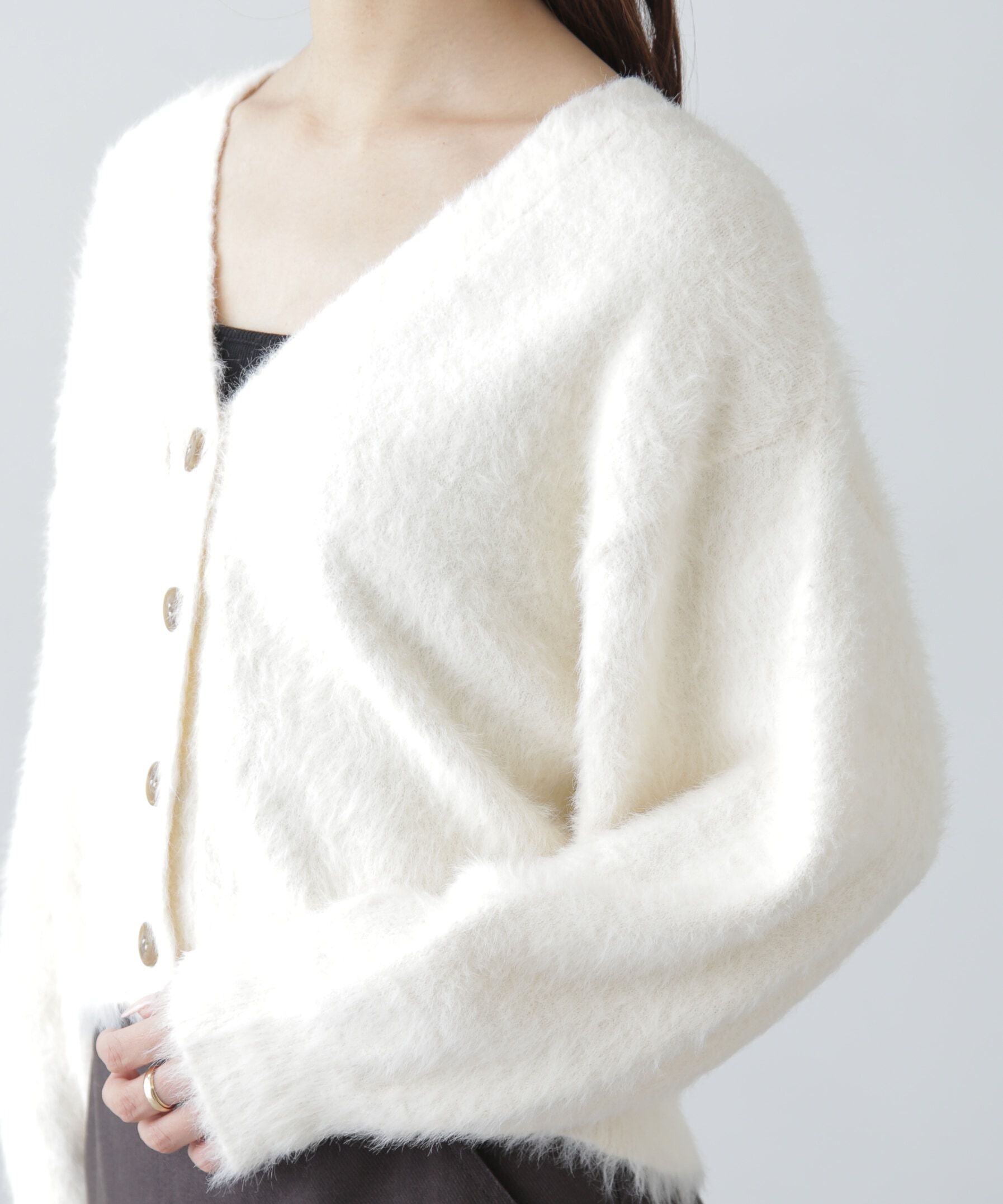  「Vネックシャギーカーディガン」|ニット・セーター|