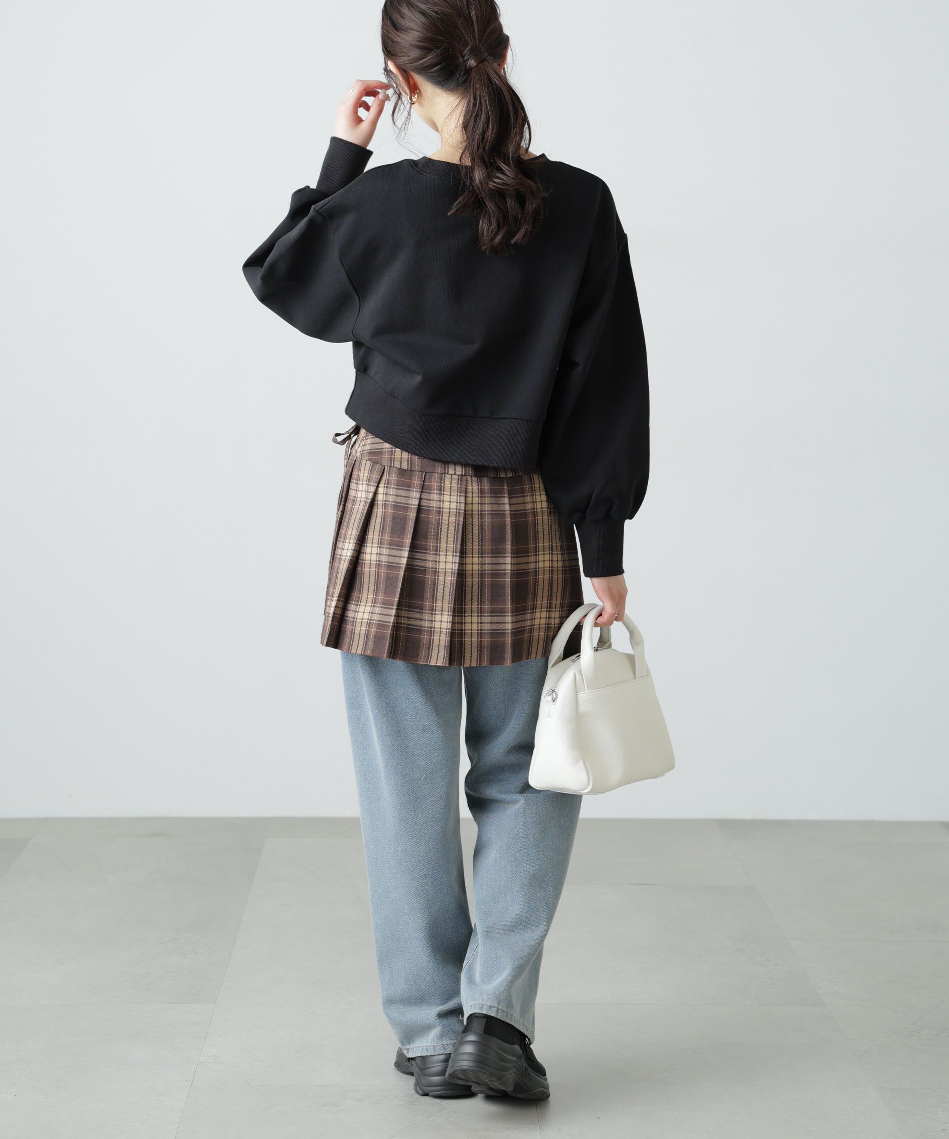  「サークルロゴ刺繍ショート丈スウェット」|Tシャツ・カットソー|