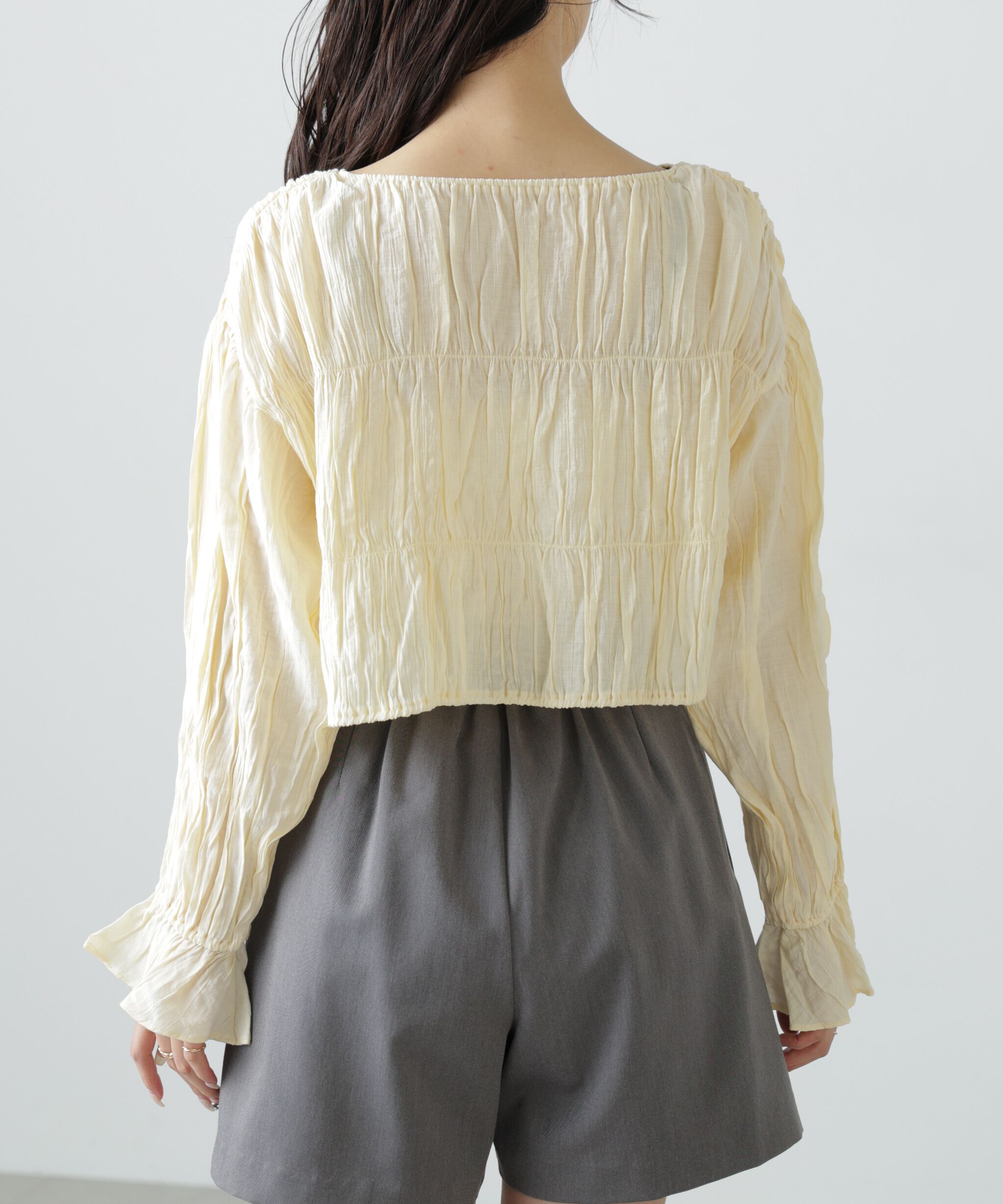  「シアーギャザー前開き短丈ブラウス」|シャツ・ブラウス|