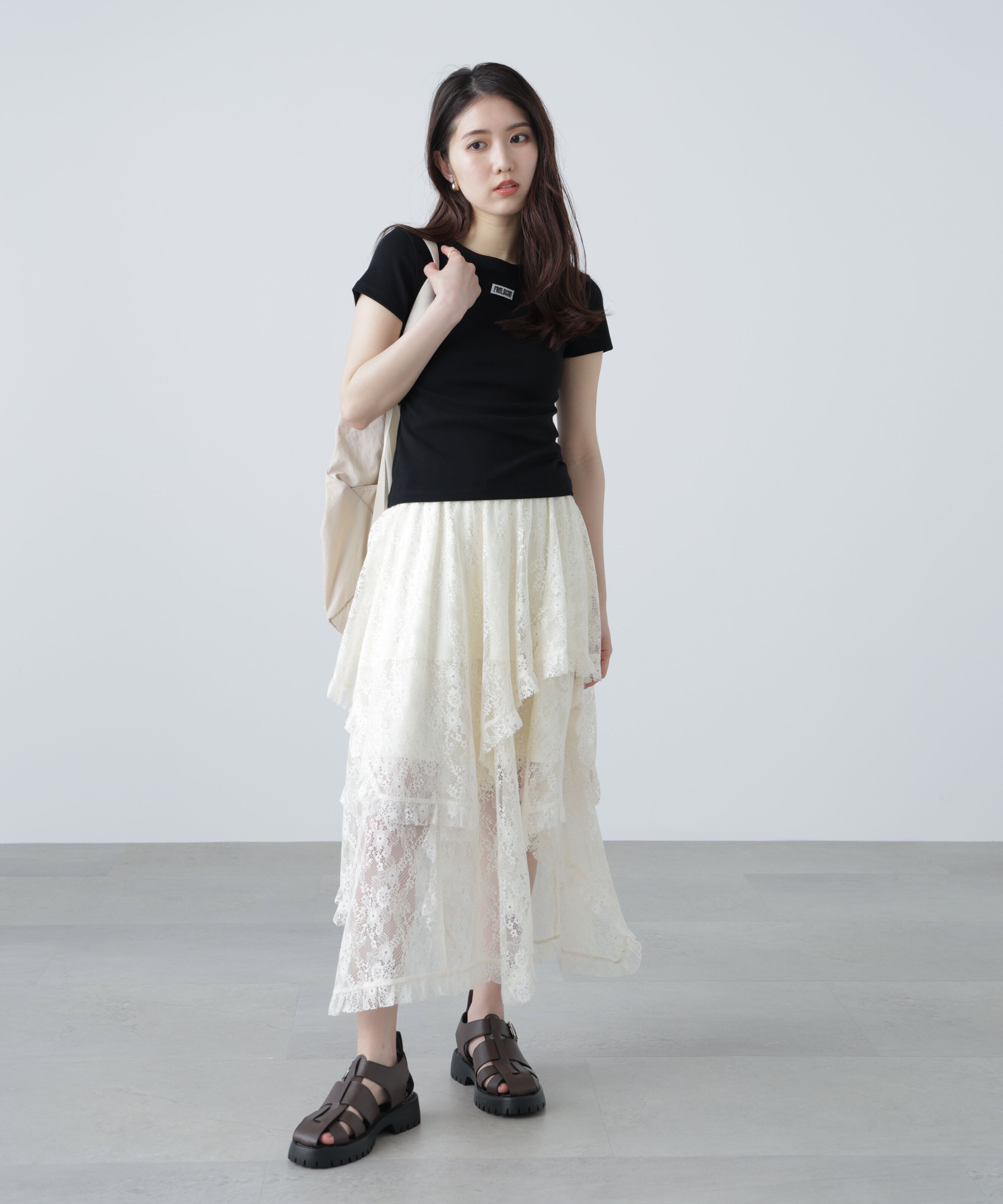  「ロゴ刺繍タグTシャツ」|Tシャツ・カットソー|