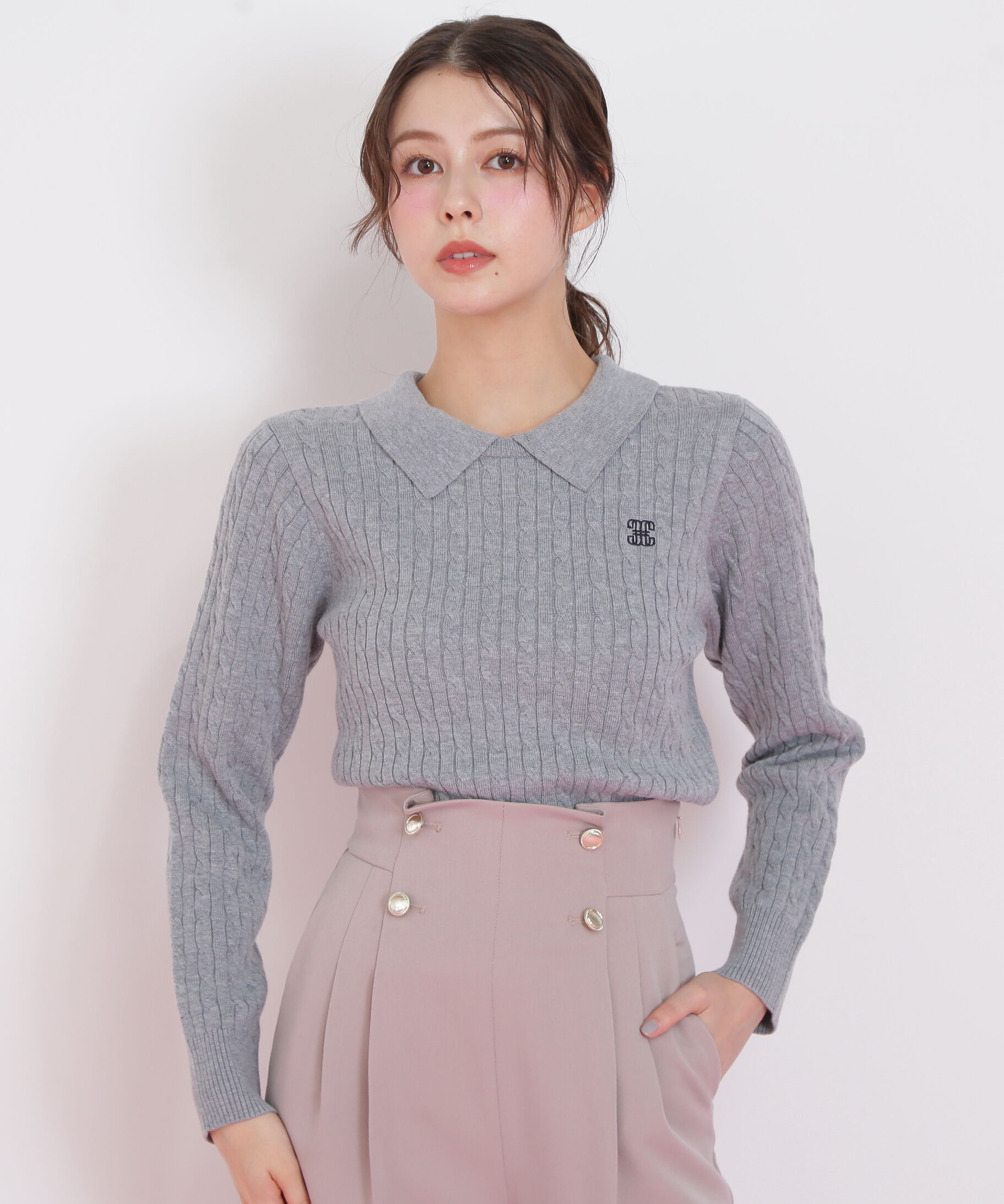  「レイヤード衿ケーブルニット」|ニット・セーター|グレー