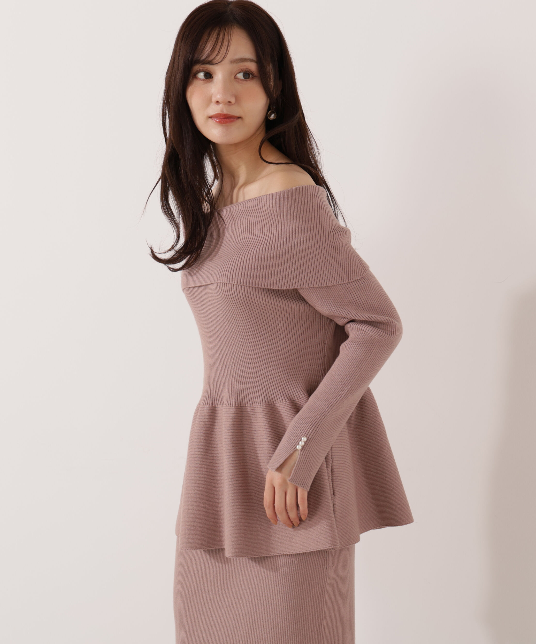 PROPORTION BODY DRESSING「オフショルペプラムニットセット　25AW」|ワンピース|