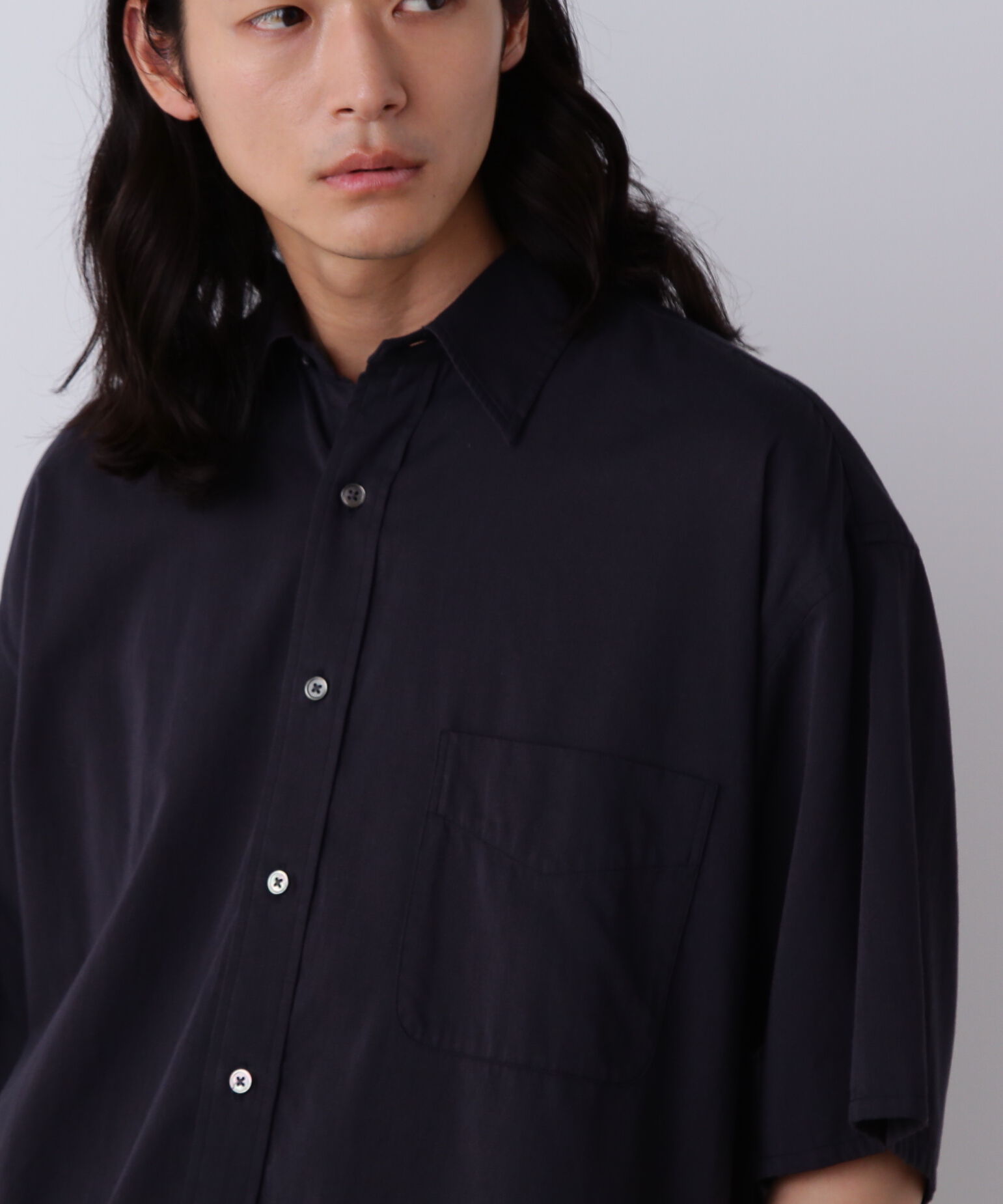 YLEVE 「Ｙ / ORGANIC COTTON WASHER SATIN SHORT SLEEVE SHIRT」|シャツ・ブラウス|