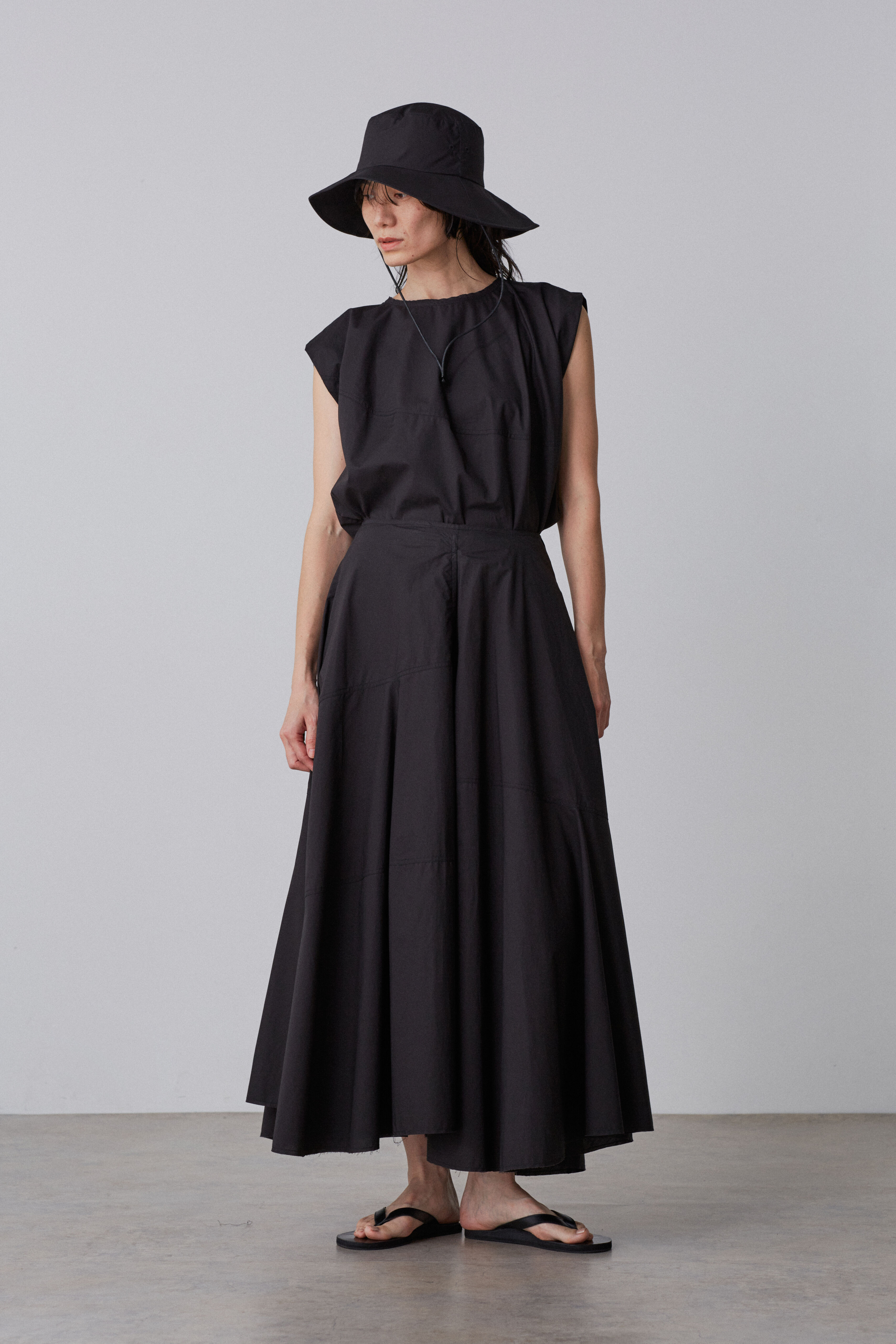 YLEVE 「YLEVE / SUVIN COTTON TYPEWRITER SKIRT」|スカート|ブラック