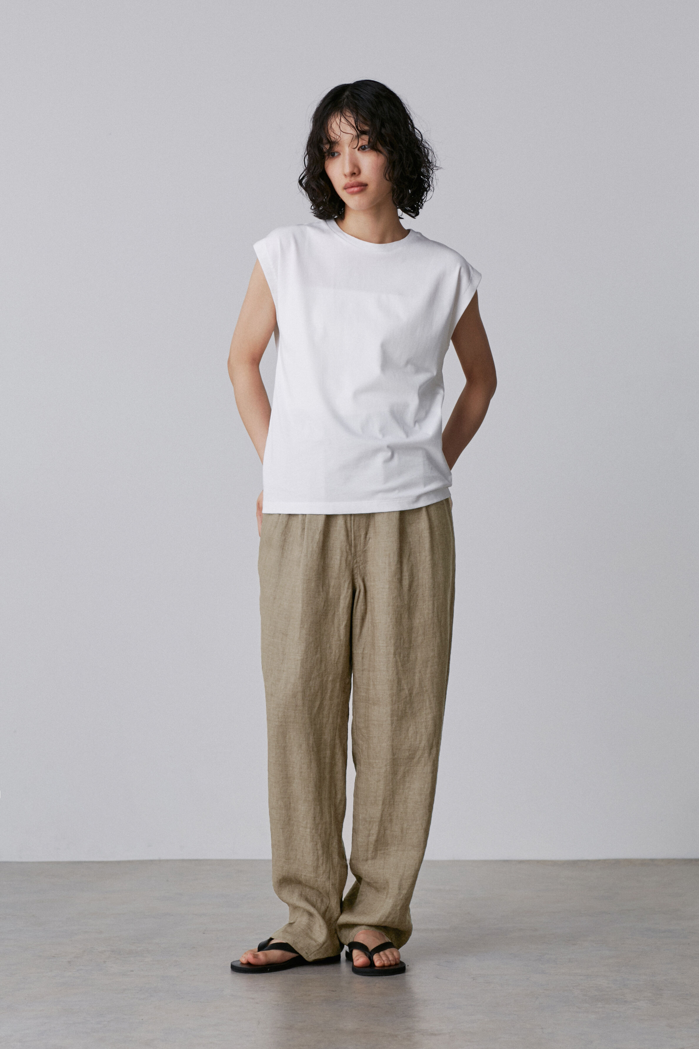YLEVE 「YLEVE / LINEN POPLIN TROUSERS」|その他|
