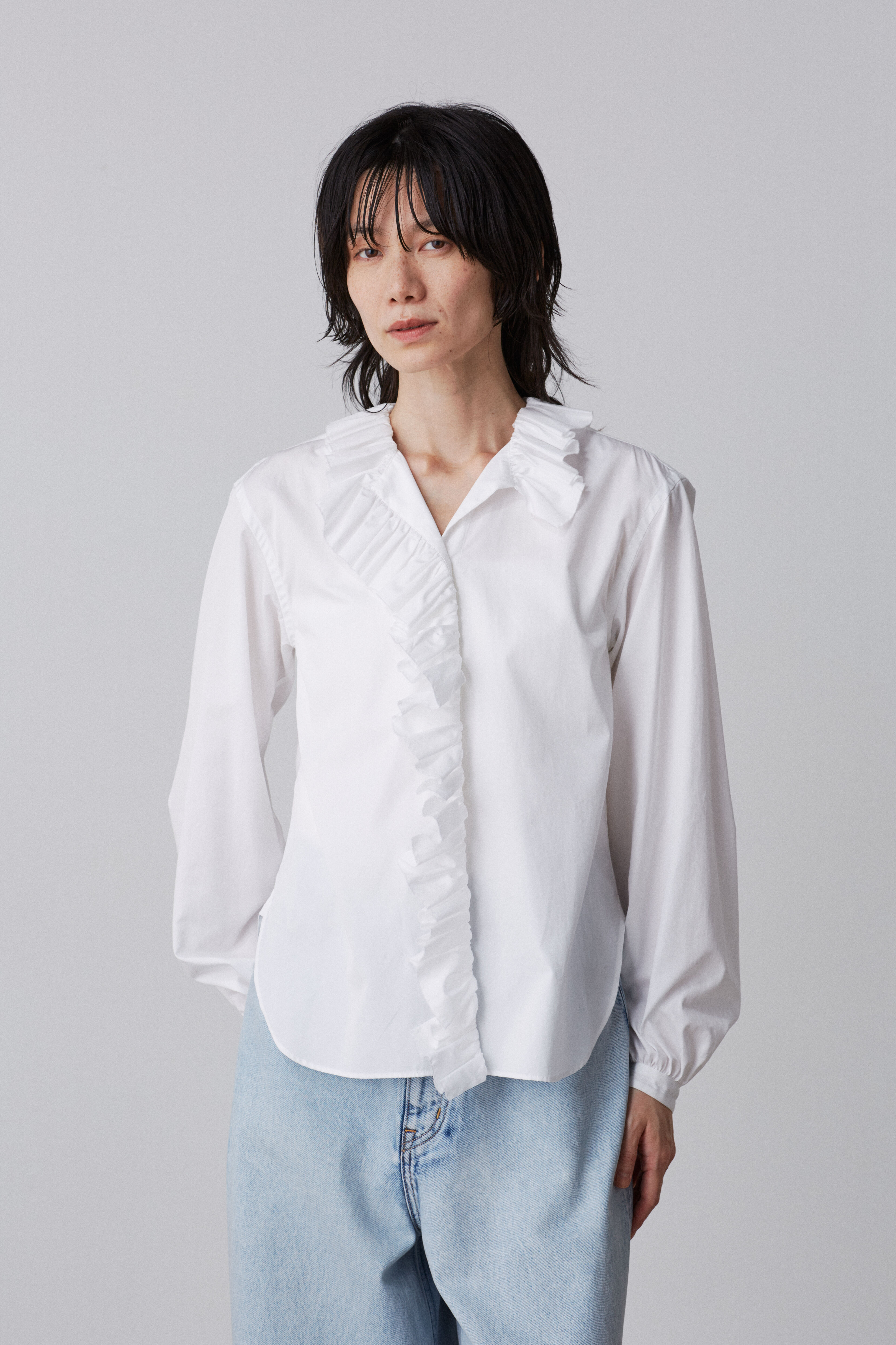 YLEVE 「YLEVE / BOURRIENNE  COTTON TYPEWRITER RUFFLE BLOUSE」|シャツ・ブラウス|