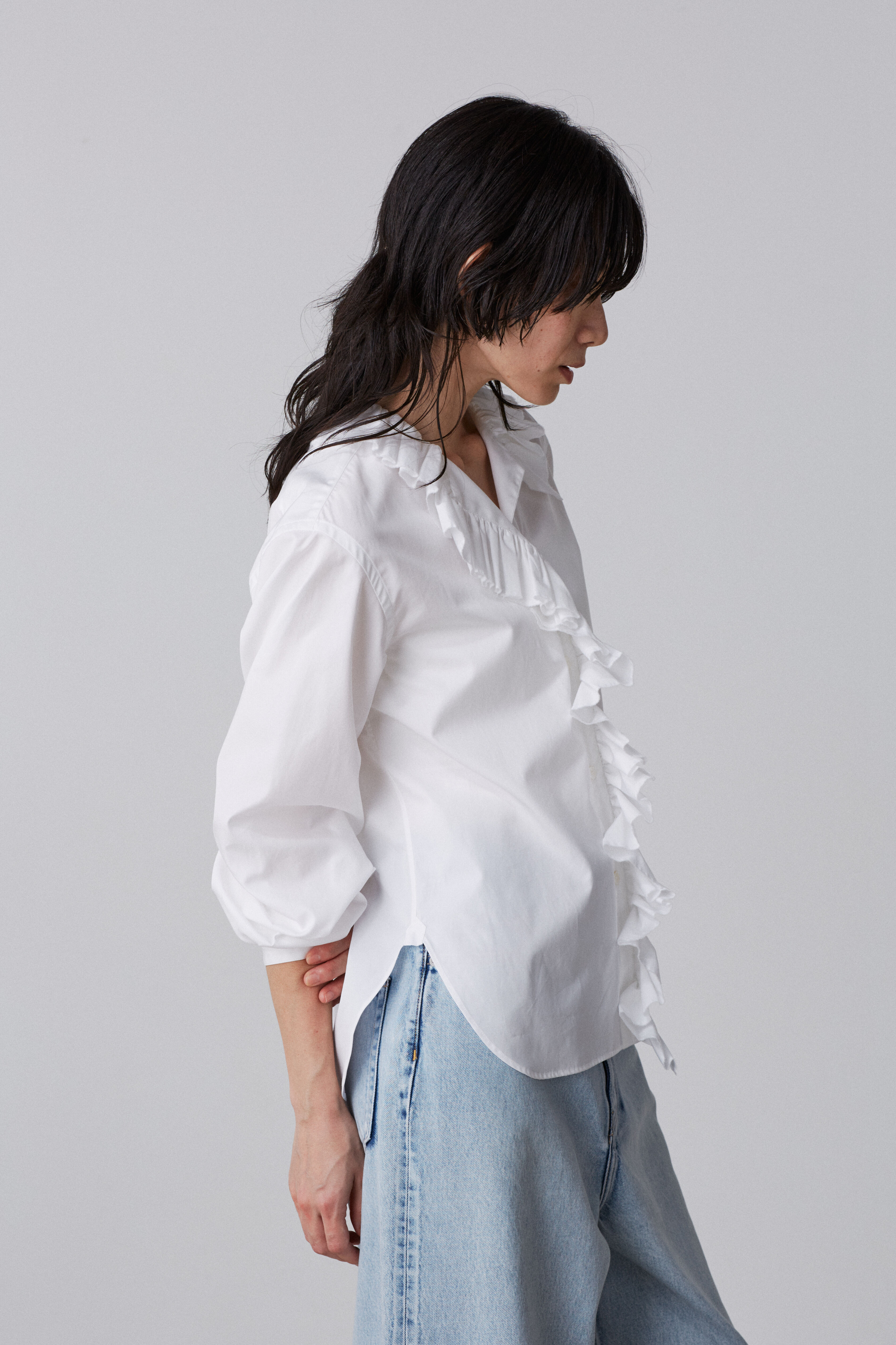 YLEVE 「YLEVE / BOURRIENNE  COTTON TYPEWRITER RUFFLE BLOUSE」|シャツ・ブラウス|