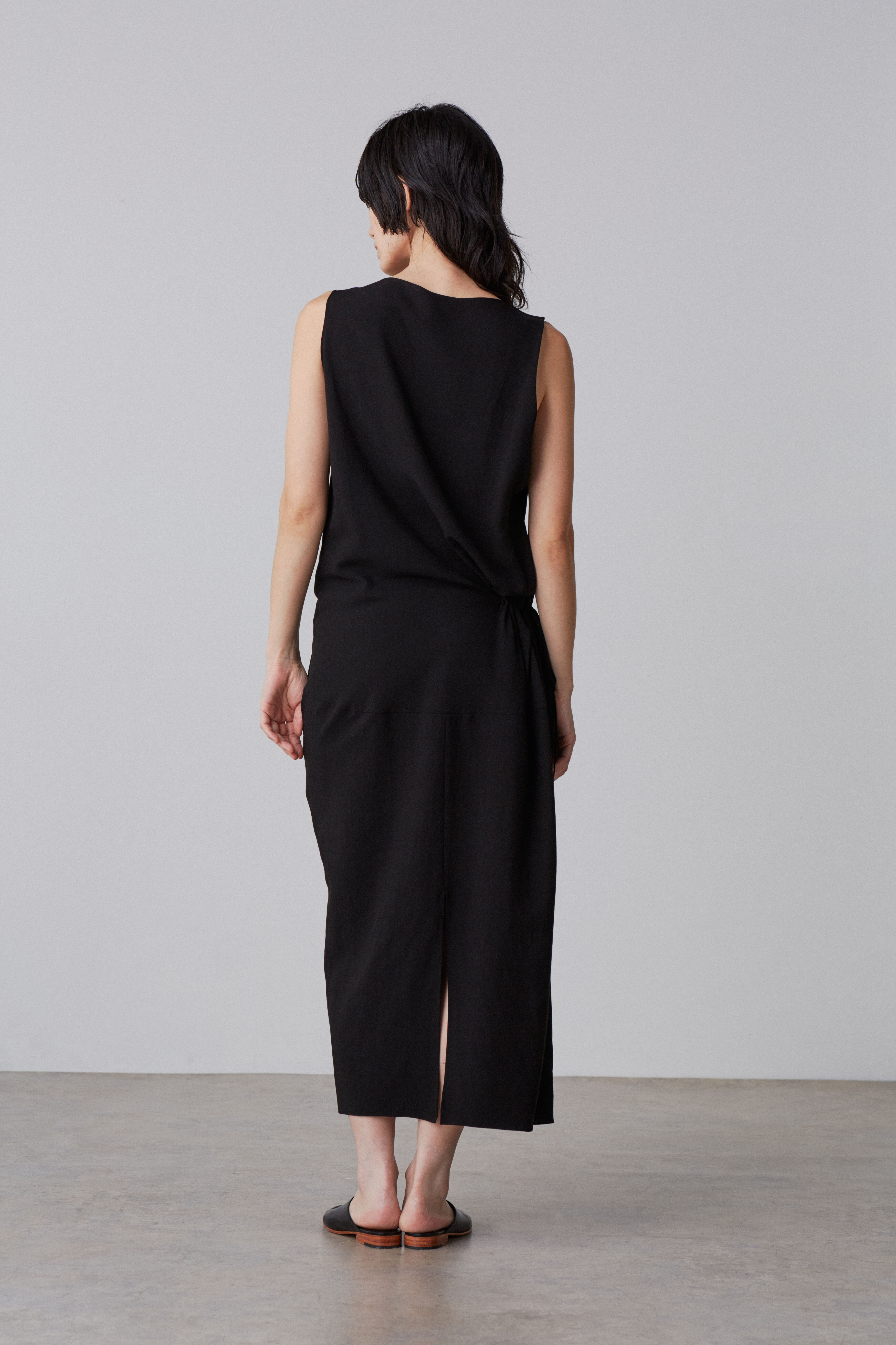 YLEVE 「YLEVE / TENCEL GATHER ONE PIECE」|ワンピース|