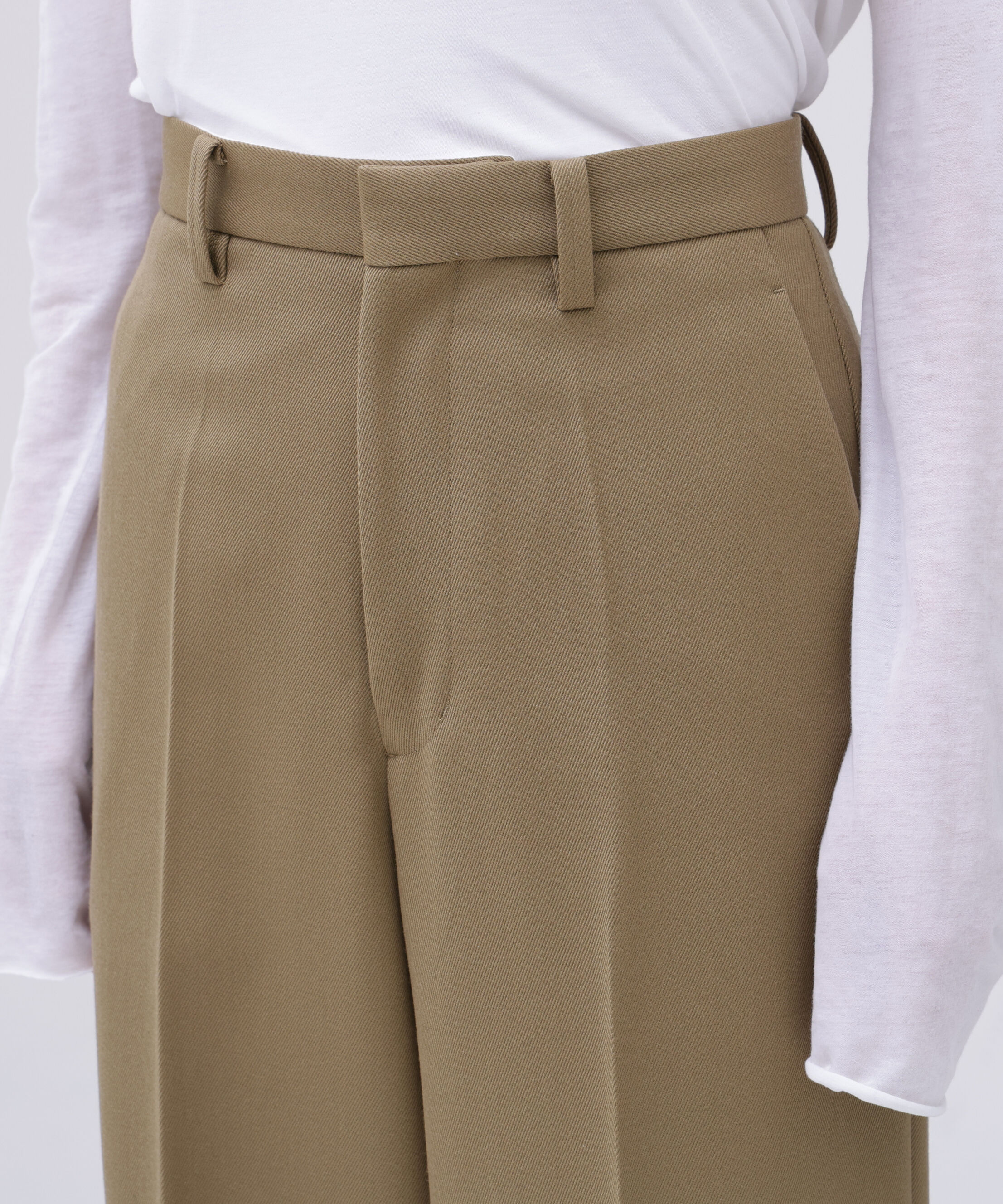 YLEVE 「YLEVE / WOOL TWILL TROUSERS」|その他|