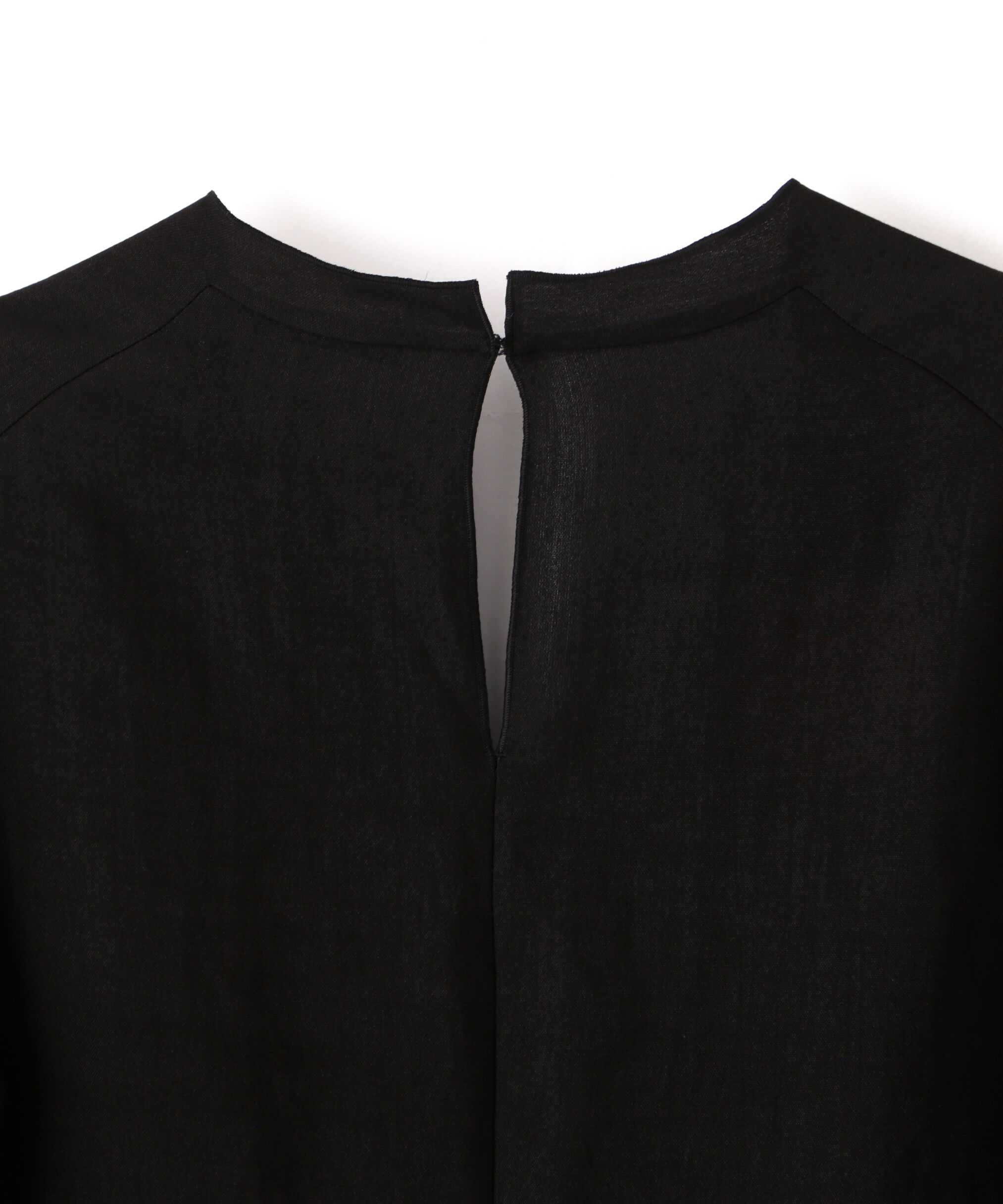 YLEVE 「YLEVE / TENCEL LINEN V NECK ONE PIECE」|ワンピース|