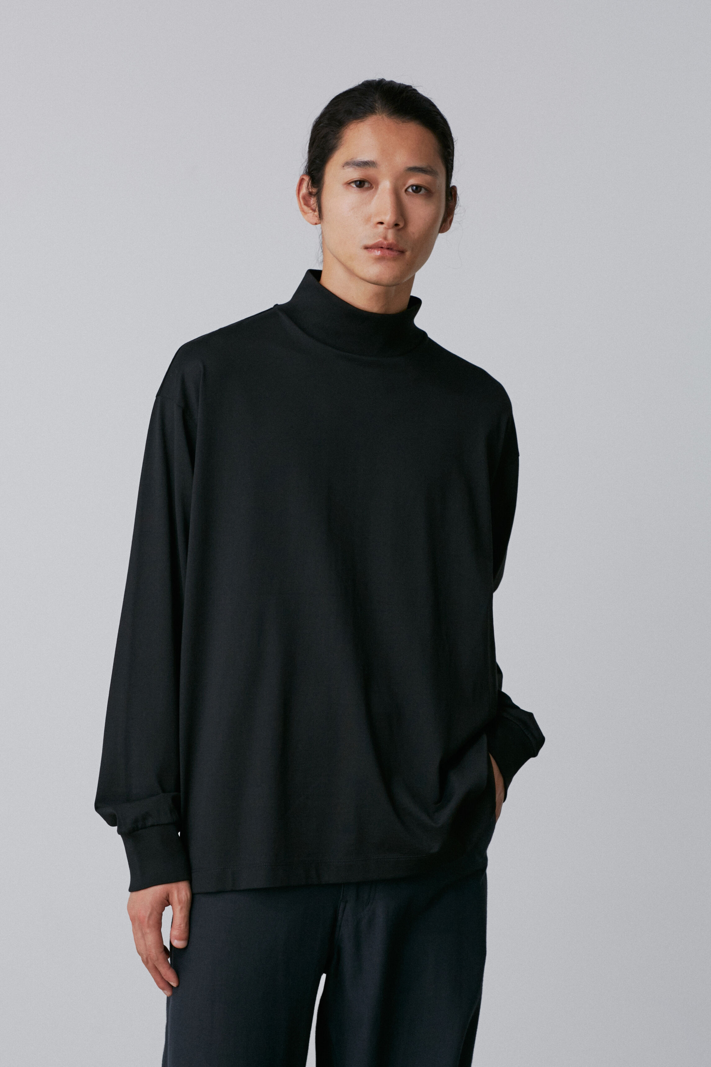 YLEVE 「YLEVE / SUVIN COTTON TURTLE」|Tシャツ・カットソー|ブラック