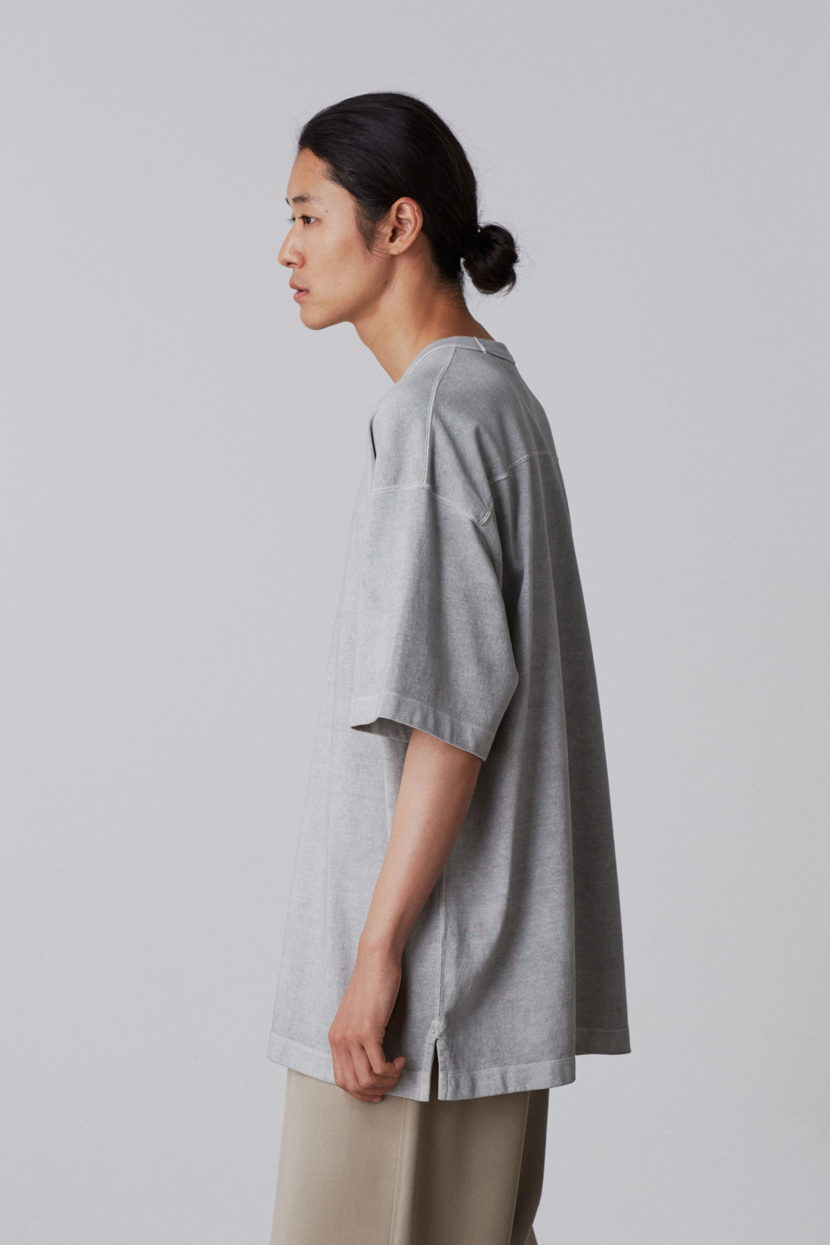 YLEVE 「YLEVE / OPEN END COTTON PIGMENT DYE T‐SHIRT」|Tシャツ・カットソー|