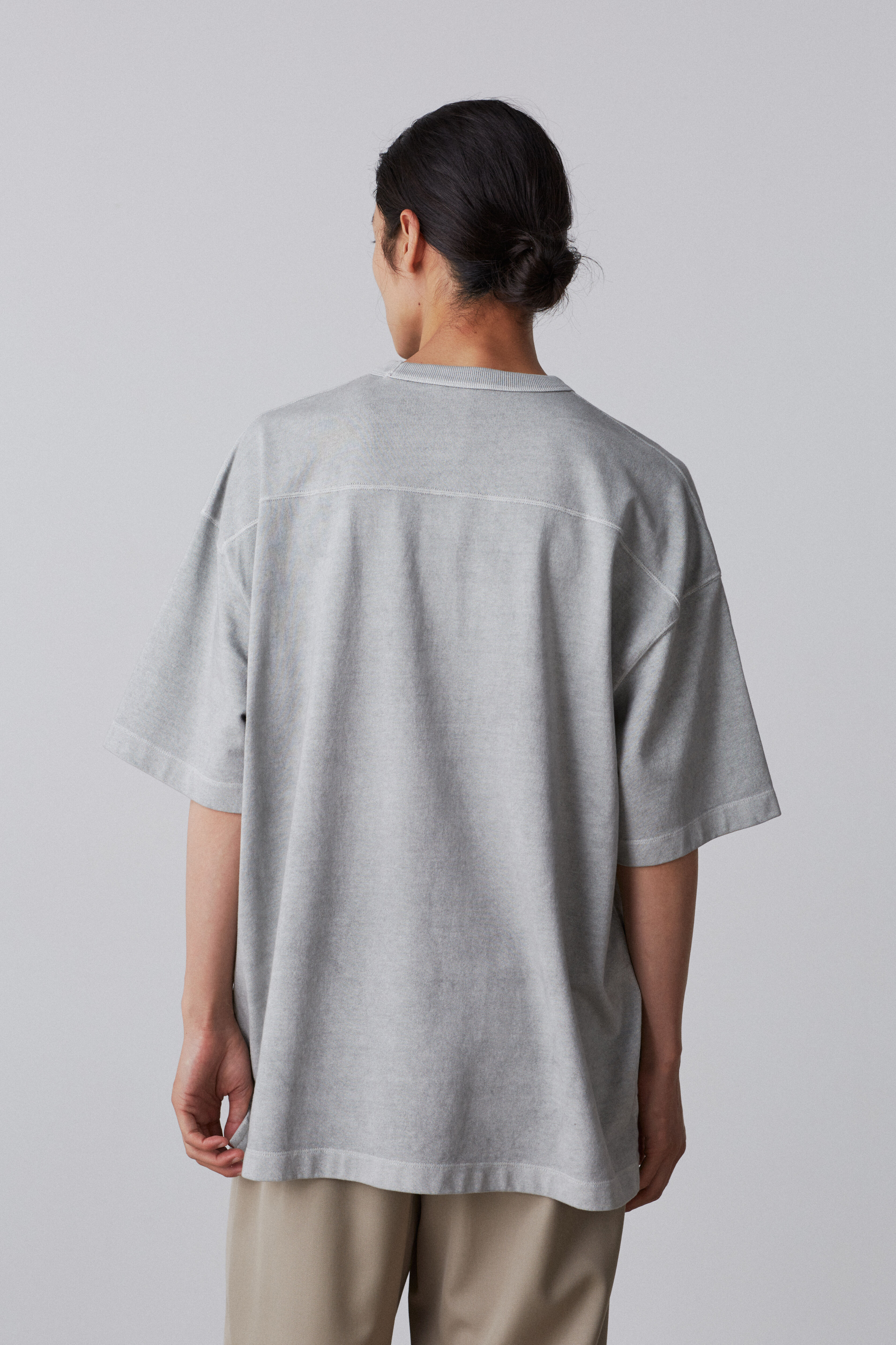 YLEVE 「YLEVE / OPEN END COTTON PIGMENT DYE T‐SHIRT」|Tシャツ・カットソー|