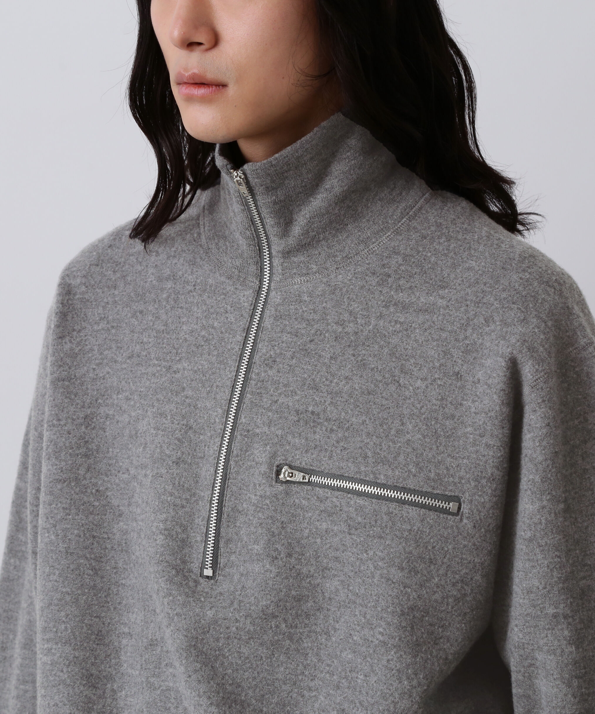 YLEVE 「YLEVE / ULTRAFINE MERINO MILLED WOOL KNIT HALF ZIP PULL OVER」|ニット・セーター|