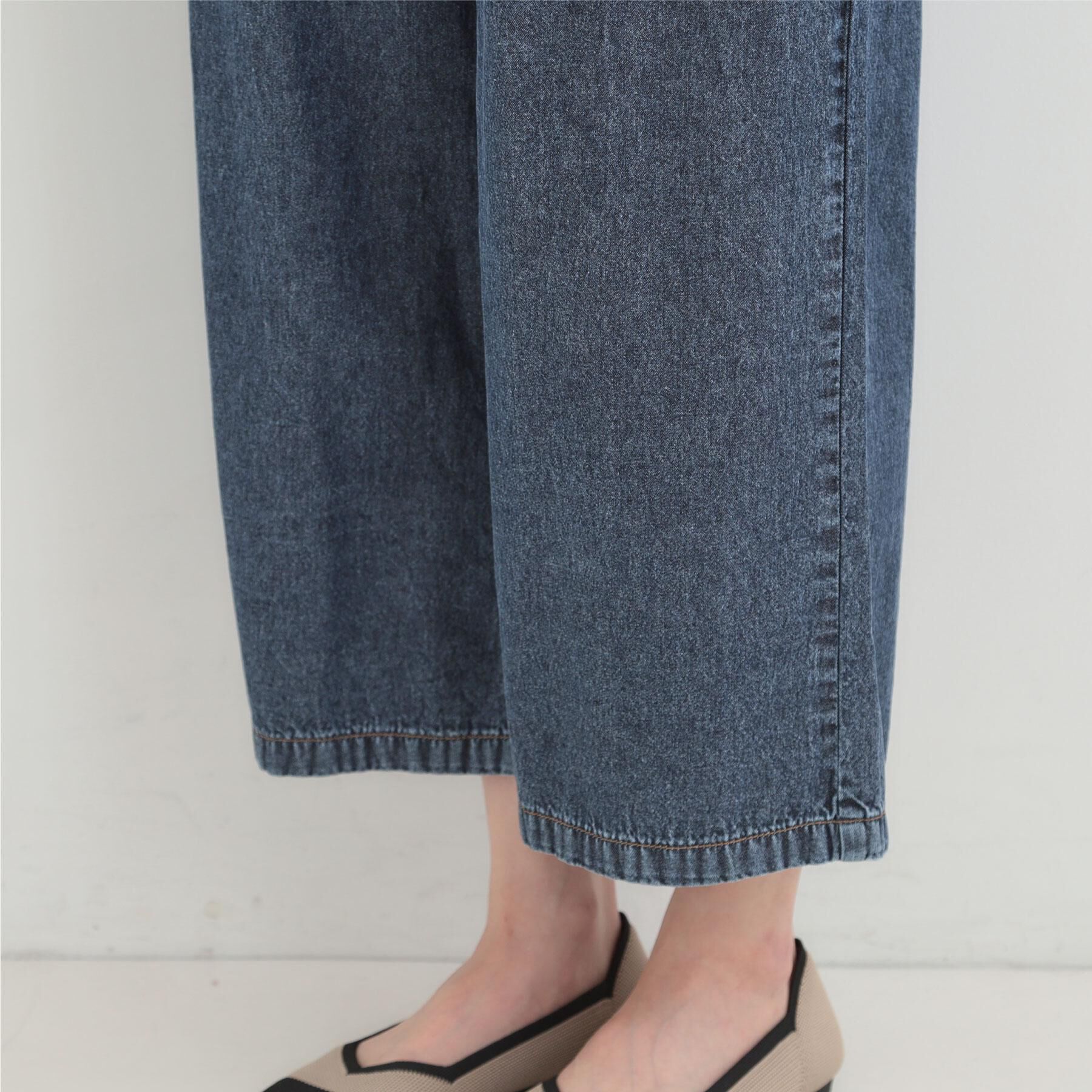 SHOO･LA･RUE「【ライトオンスデニム/着丈選べる】らくらくデニムイージーワイドパンツ」|デニム|