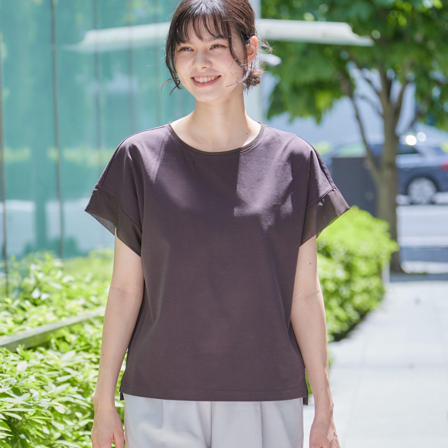 Dessin「【シリーズ累計8万枚！選べる5サイズ/6色展開/洗える】美光沢カットソー【オンにもオフにもちょうどい」|Tシャツ・カットソー|ブラウン(044)