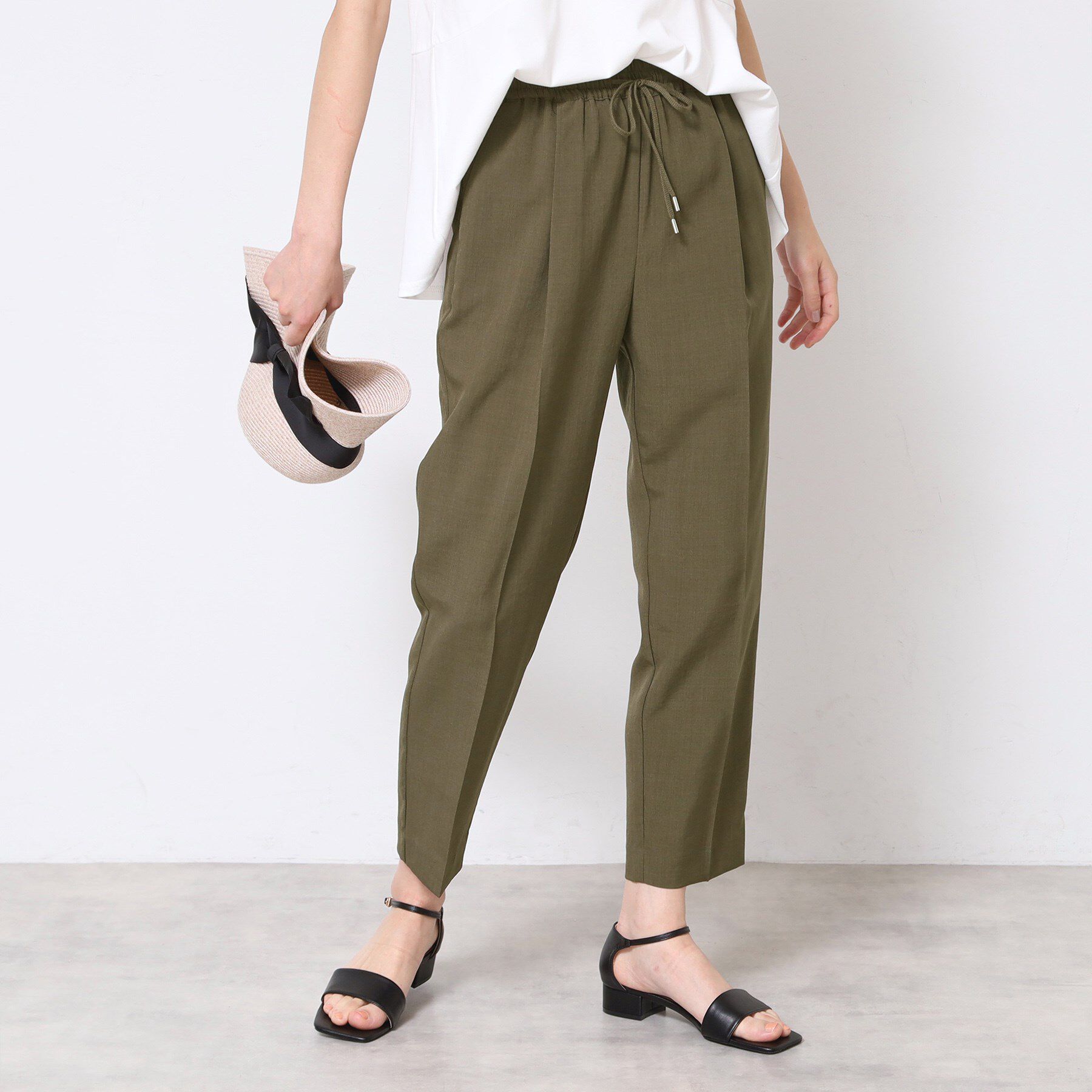 Dessin「【ウエストゴム・洗える】センターライン入りテーパードパンツ（XS～L）」|その他|