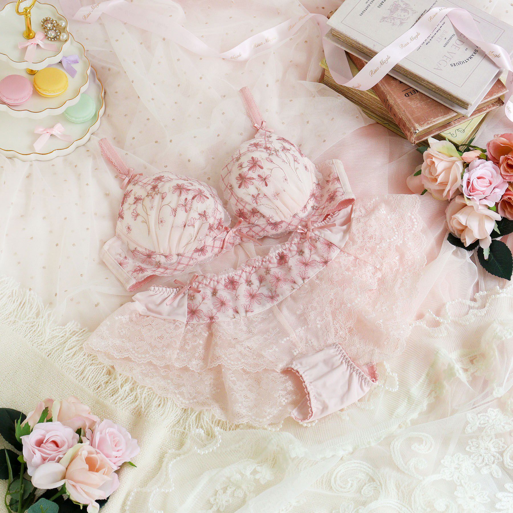 Risa Magli「コニー ブラジャー　（B-D）　＜リサマリ ミラクル谷間ブラ＞」|インナー|