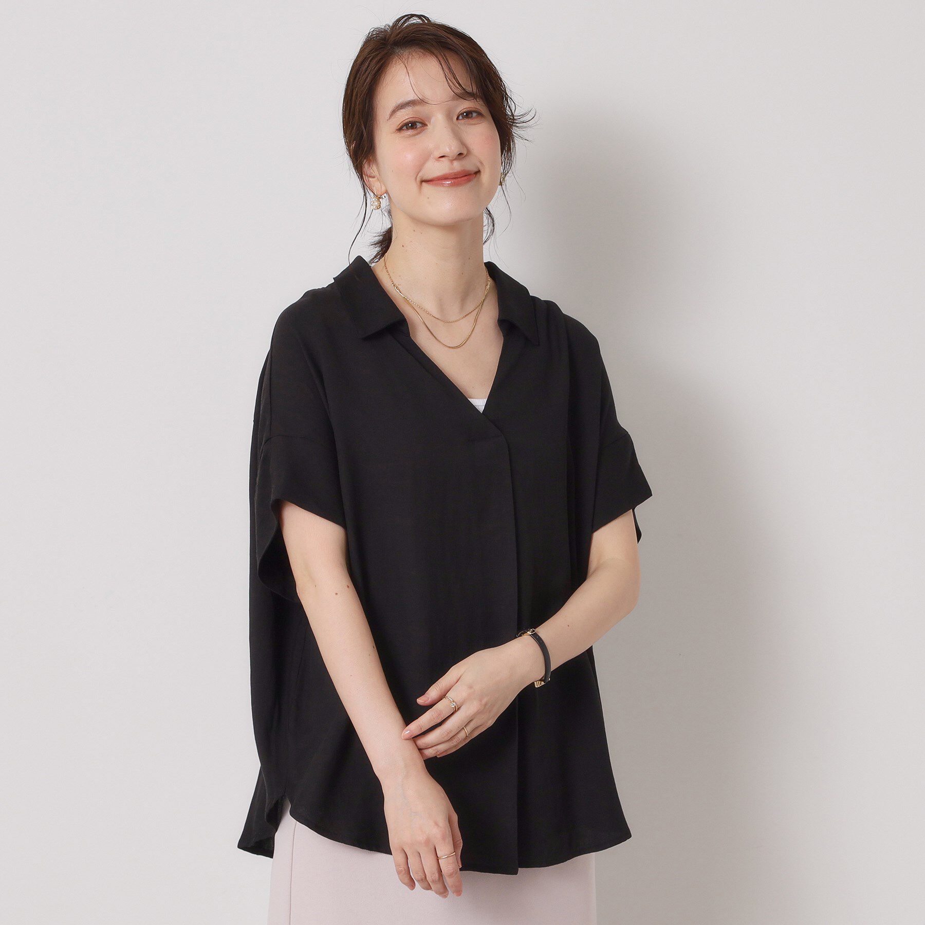 ITS&rsquo;DEMO「【接触冷感／手洗い可】強撚スラブスキッパーブラウス」|シャツ・ブラウス|ブラック(019)